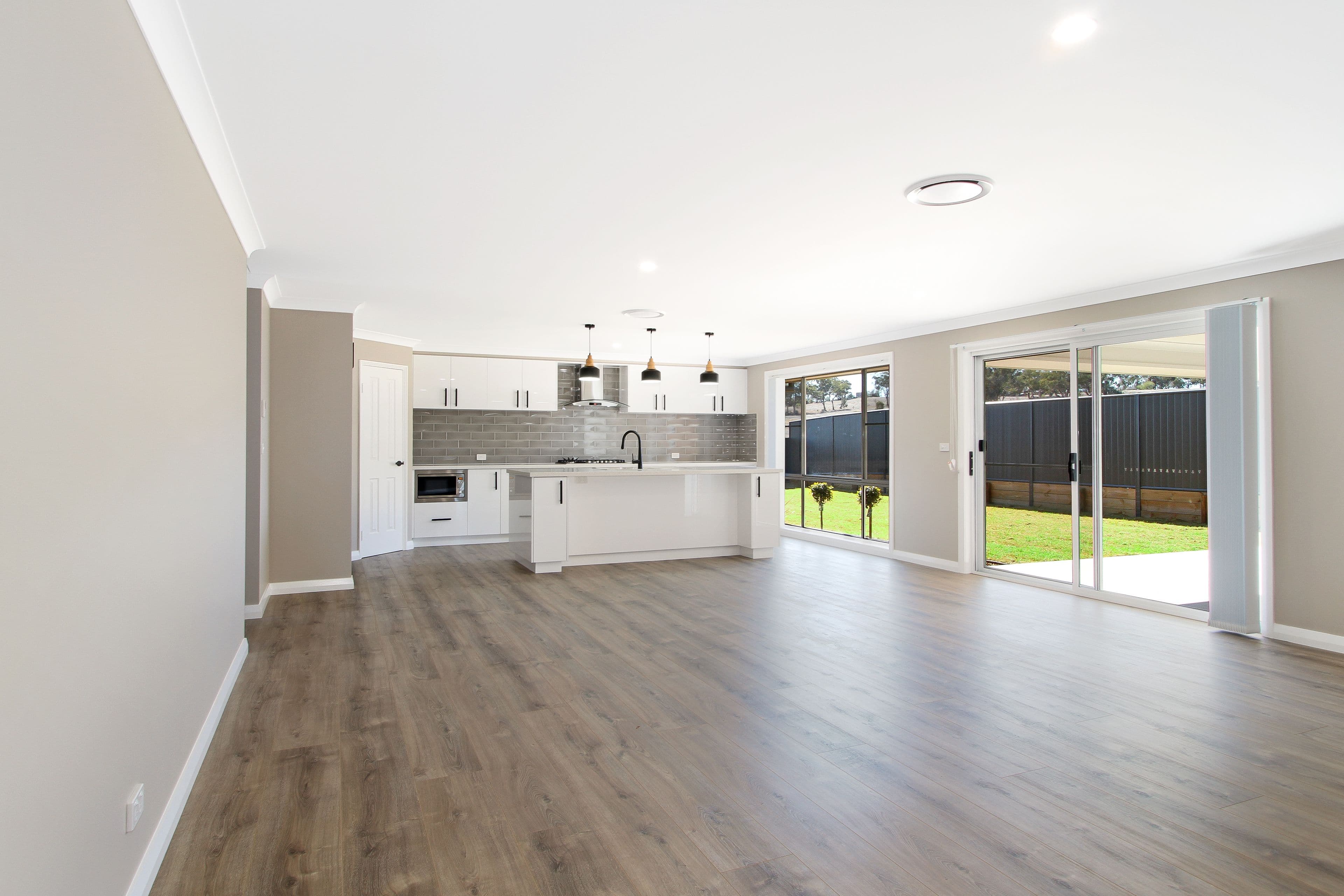 51 Kingham Street, Tamworth NSW 2340, Tamworth - Thumbnail 4