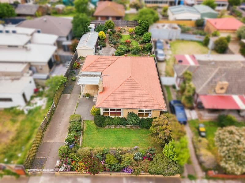 82 Primula Avenue, Brooklyn VIC 3012, Brooklyn - Thumbnail 2