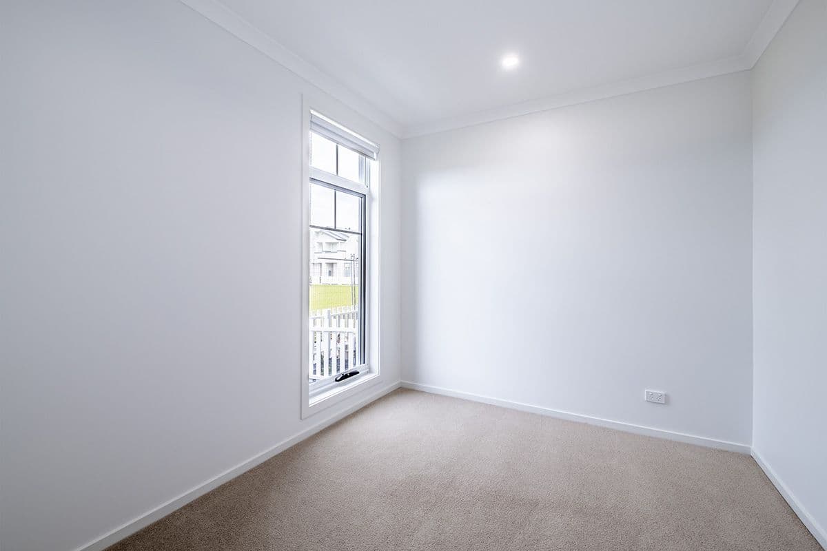 4 Atica Walk, Clyde North VIC 3978, Clyde North - Thumbnail 2