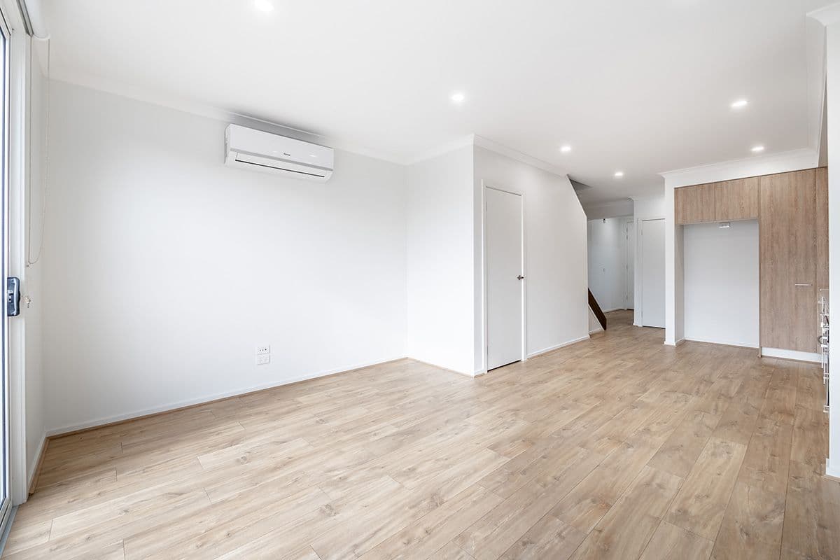 4 Atica Walk, Clyde North VIC 3978, Clyde North - Thumbnail 4