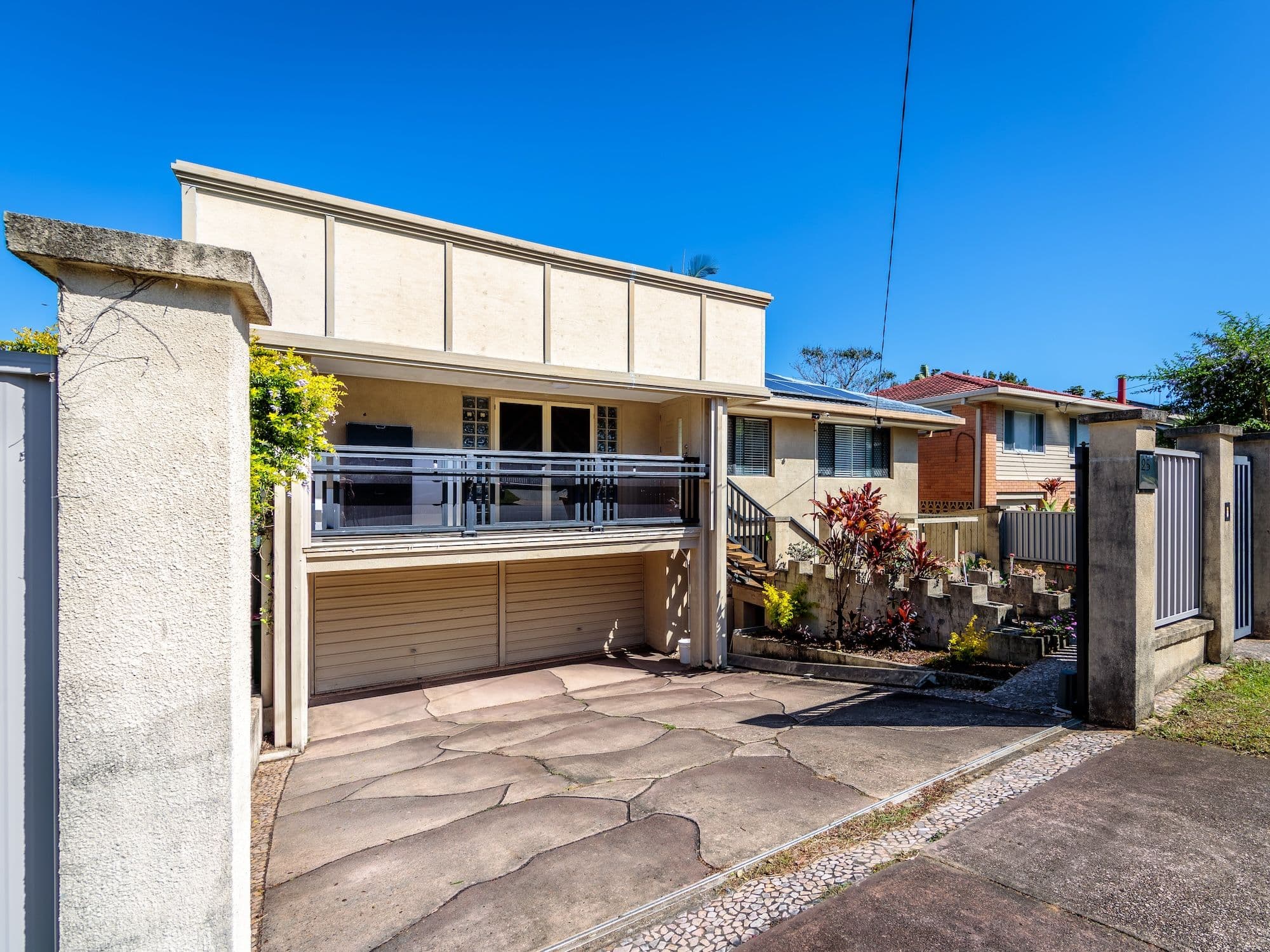 25 Eileen Avenue, Southport QLD 4215, Southport - Thumbnail 4