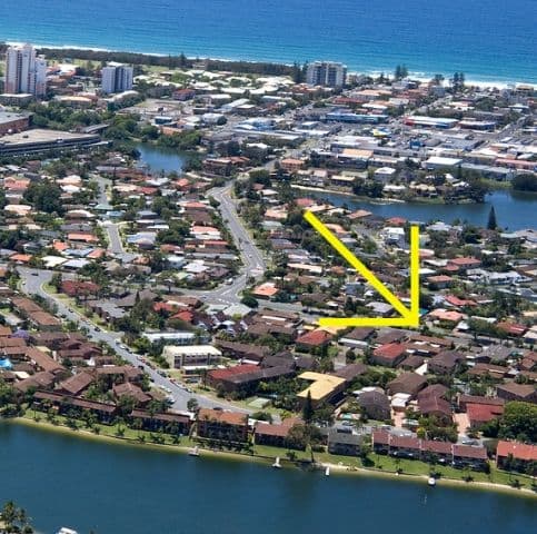 1 'Sun Villas', 127 Sunshine Boulevard, MERMAID WATERS QLD 4218, Mermaid Waters - Image 1