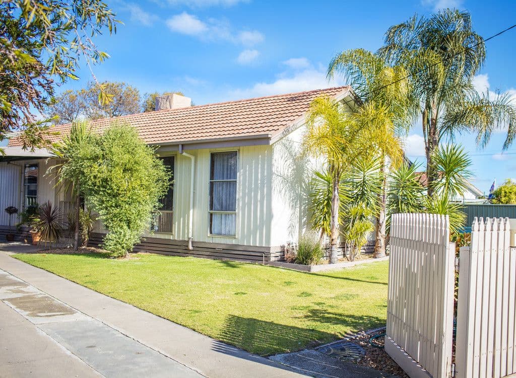 1 Elizabeth Street, Yarrawonga VIC 3730, Yarrawonga - Image 1