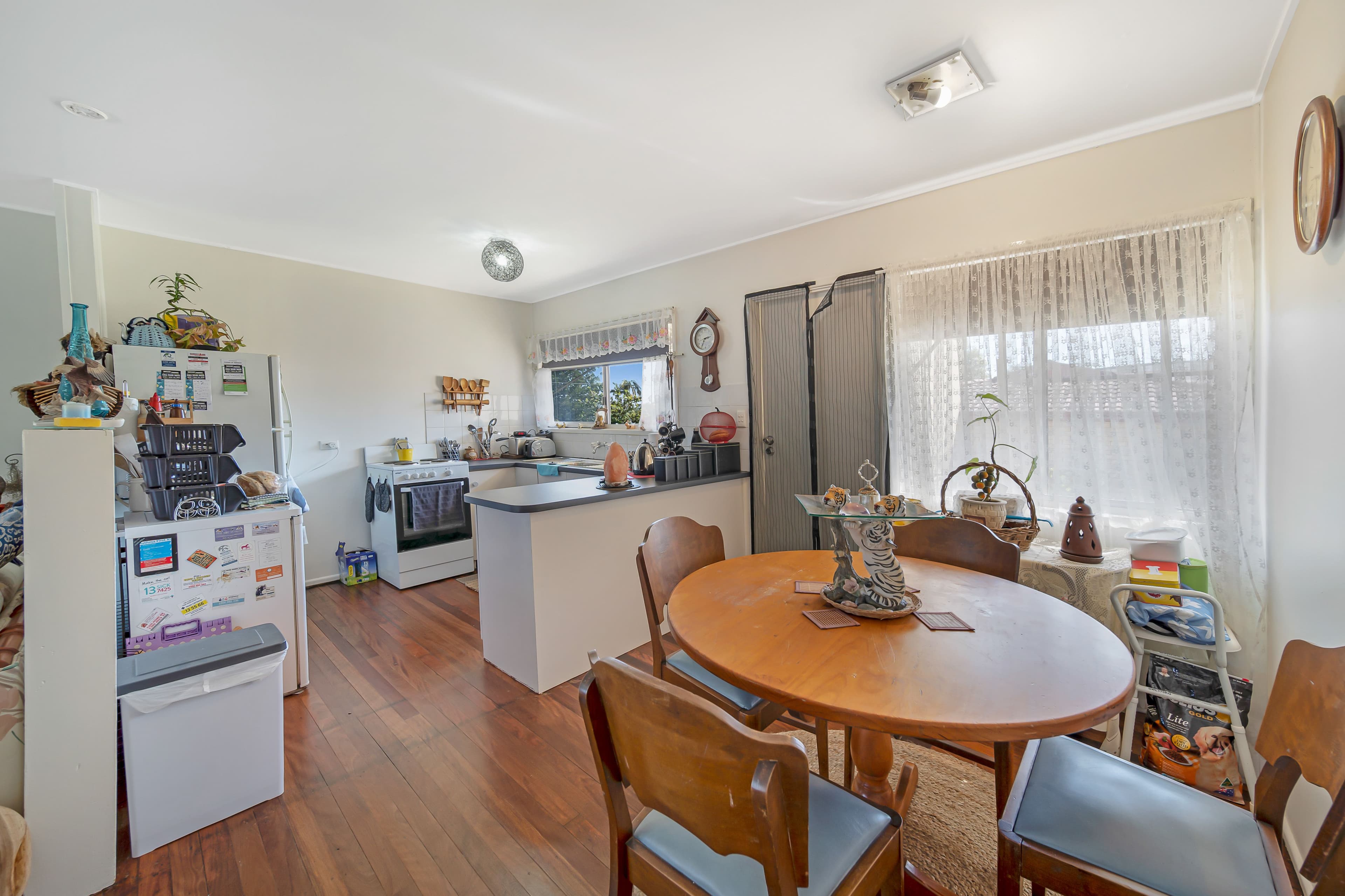 39 Winifred Street, Kingston QLD 4114, Kingston - Thumbnail 3