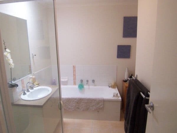 10 Hall Road, CARRUM DOWNS VIC 3201, Carrum Downs - Thumbnail 5