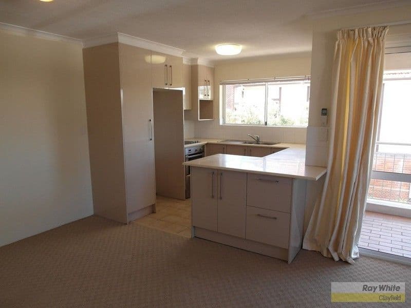 28 Rossiter Parade, HAMILTON QLD 4007, Hamilton - Thumbnail 3