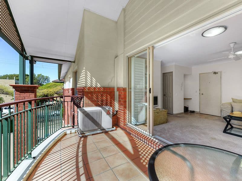 90 Racecourse Road, Ascot QLD 4007, Ascot - Thumbnail 2