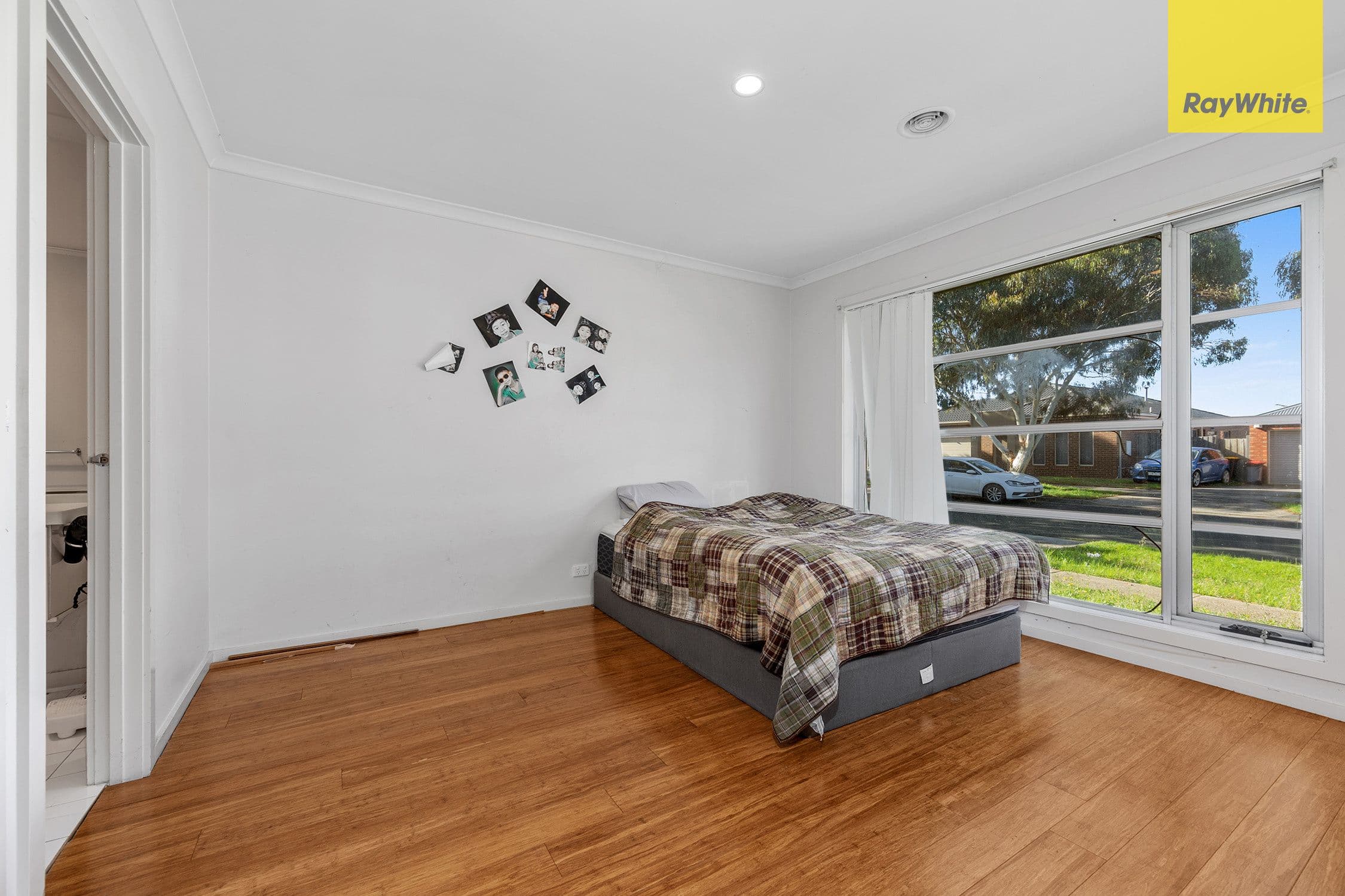 20 Menzies Drive, Burnside Heights VIC 3023, Burnside Heights - Thumbnail 5