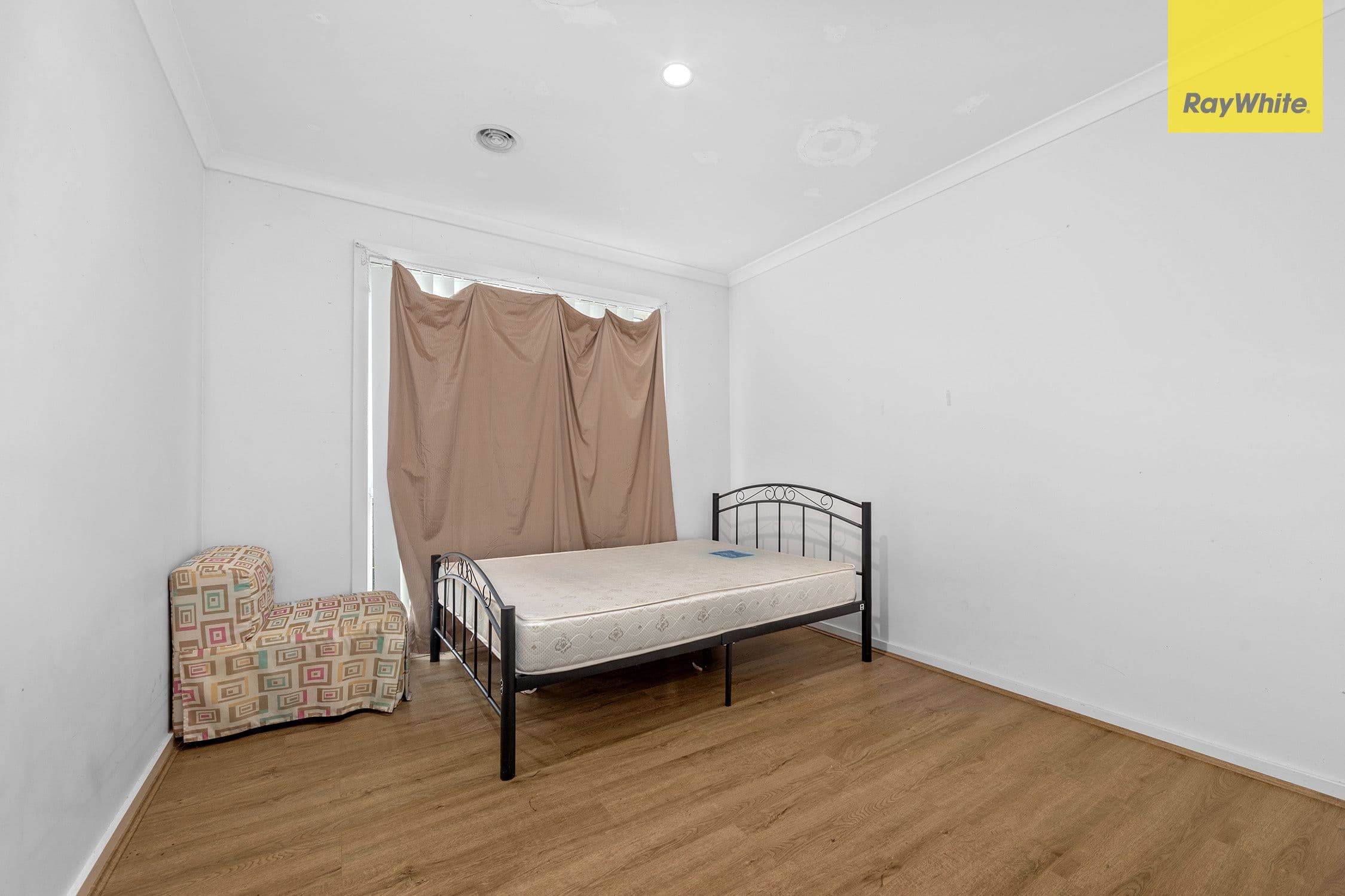 20 Menzies Drive, Burnside Heights VIC 3023, Burnside Heights - Thumbnail 6
