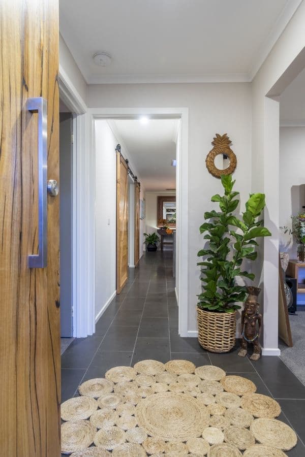19 Jacqueline Close, Werribee VIC 3030, Werribee - Thumbnail 6