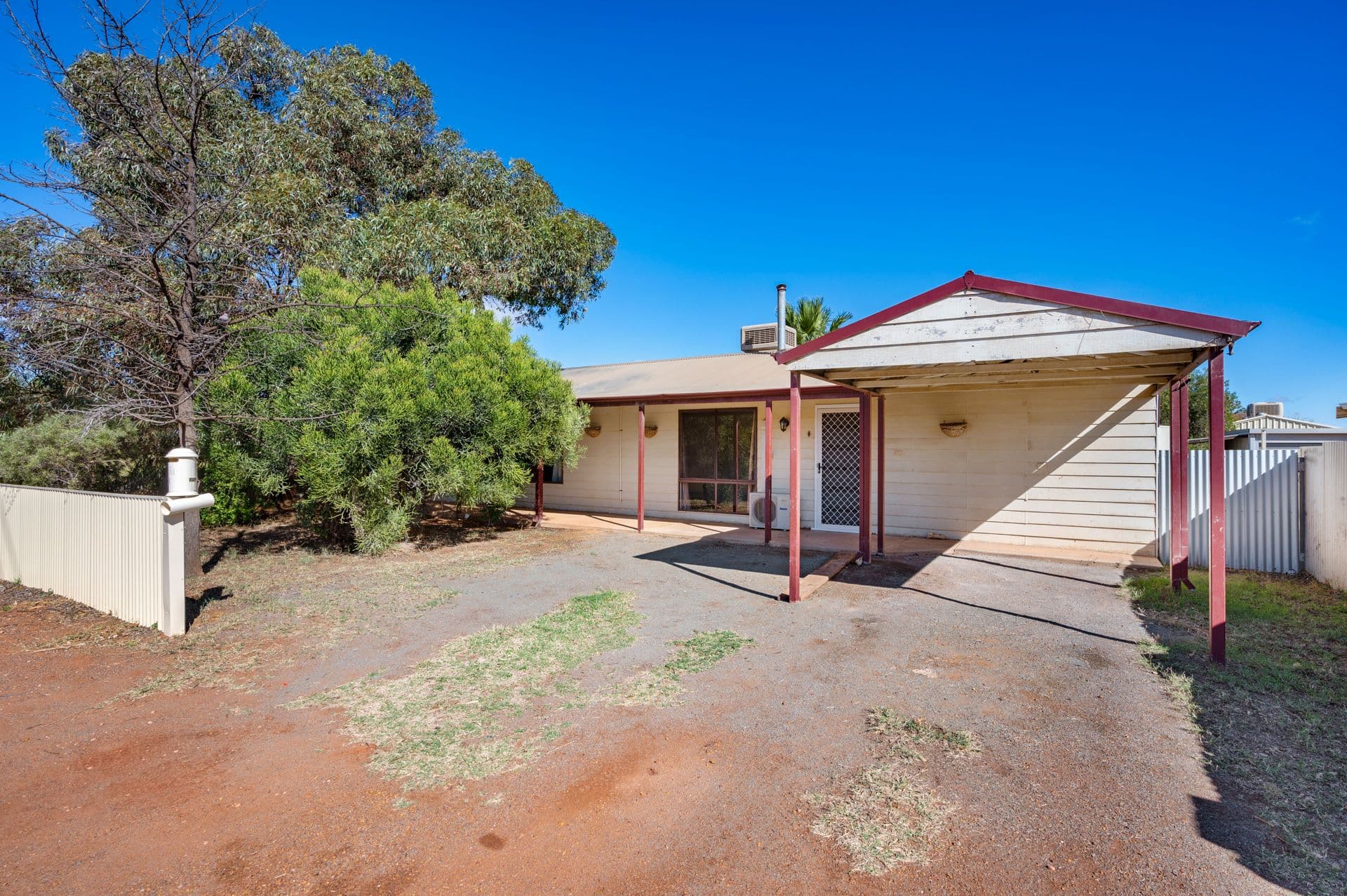 1 Bartlett Place, South Kalgoorlie WA 6430, South Kalgoorlie - Image 1