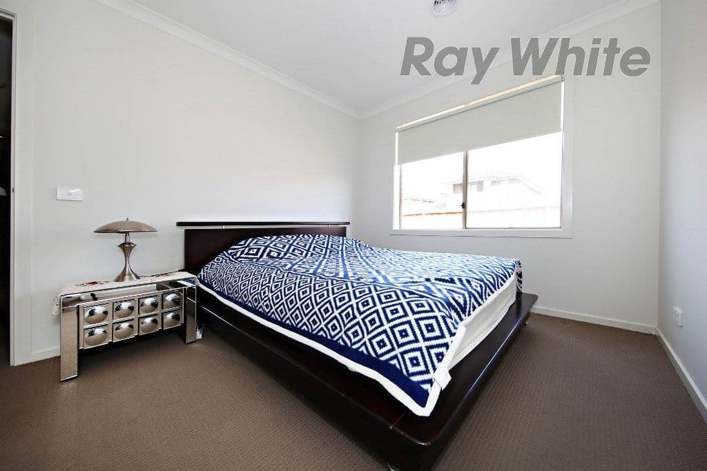 39 Coronat Drive, Point Cook VIC 3030, Point Cook - Thumbnail 7