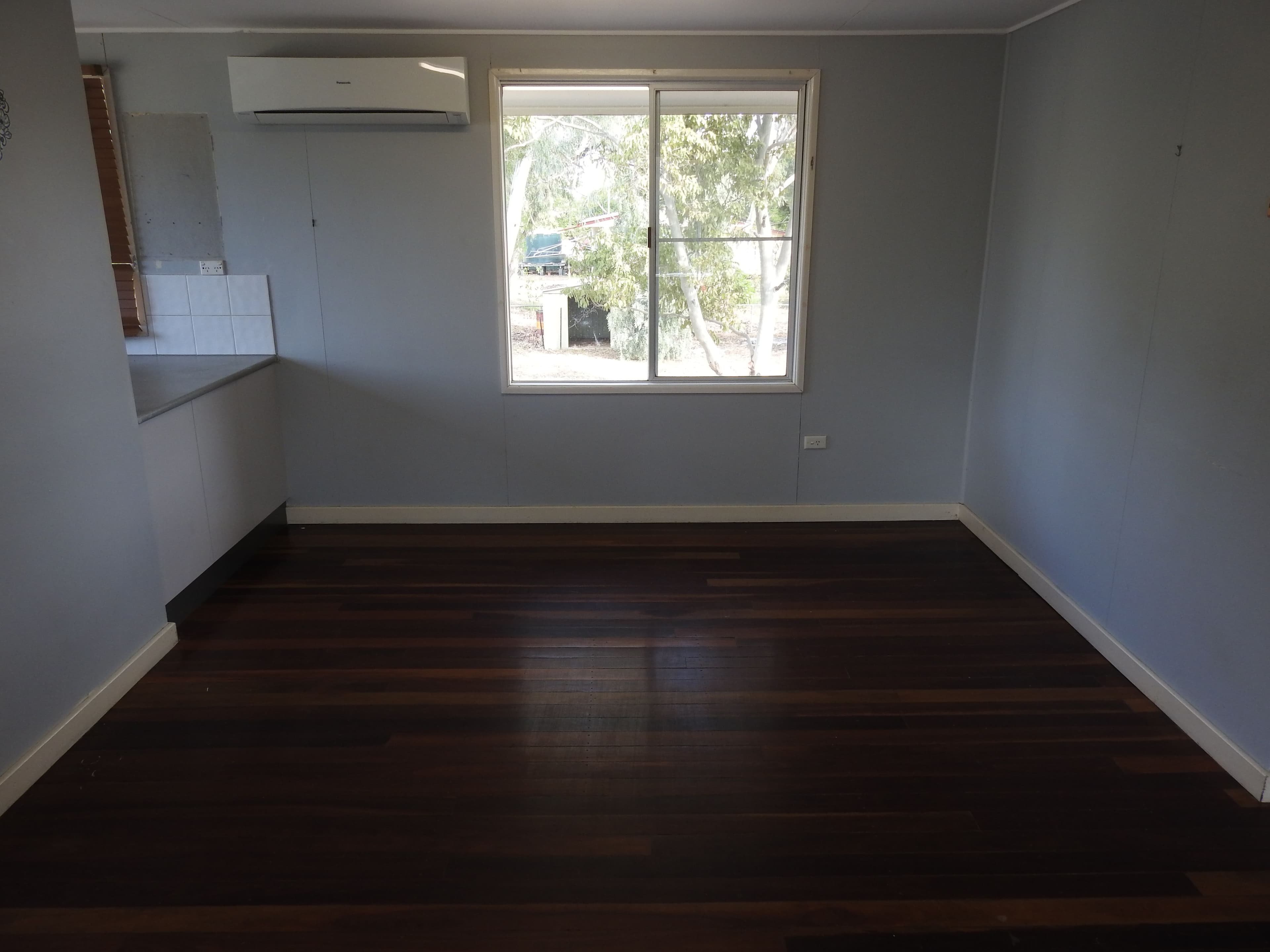15 Robin Road, Longreach QLD 4730, Longreach - Thumbnail 3