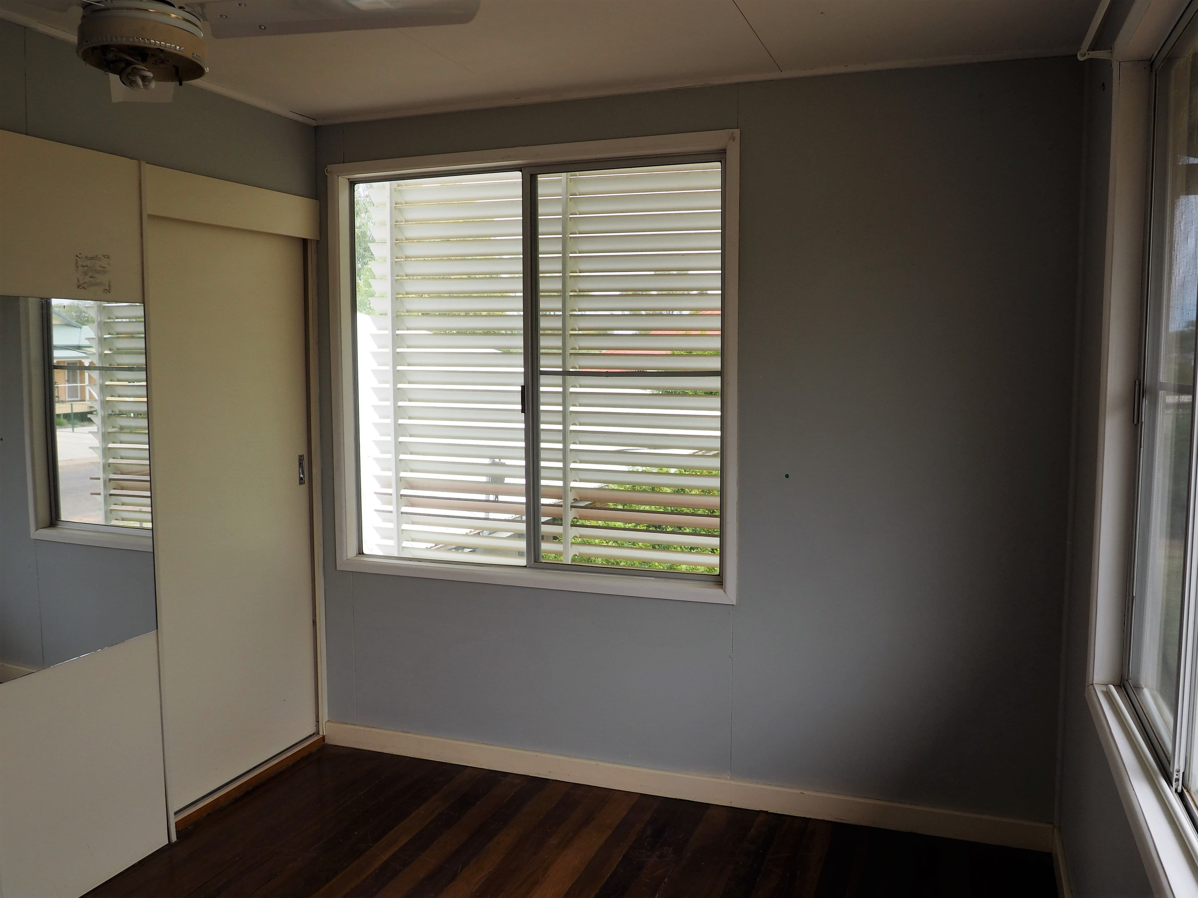 15 Robin Road, Longreach QLD 4730, Longreach - Thumbnail 7