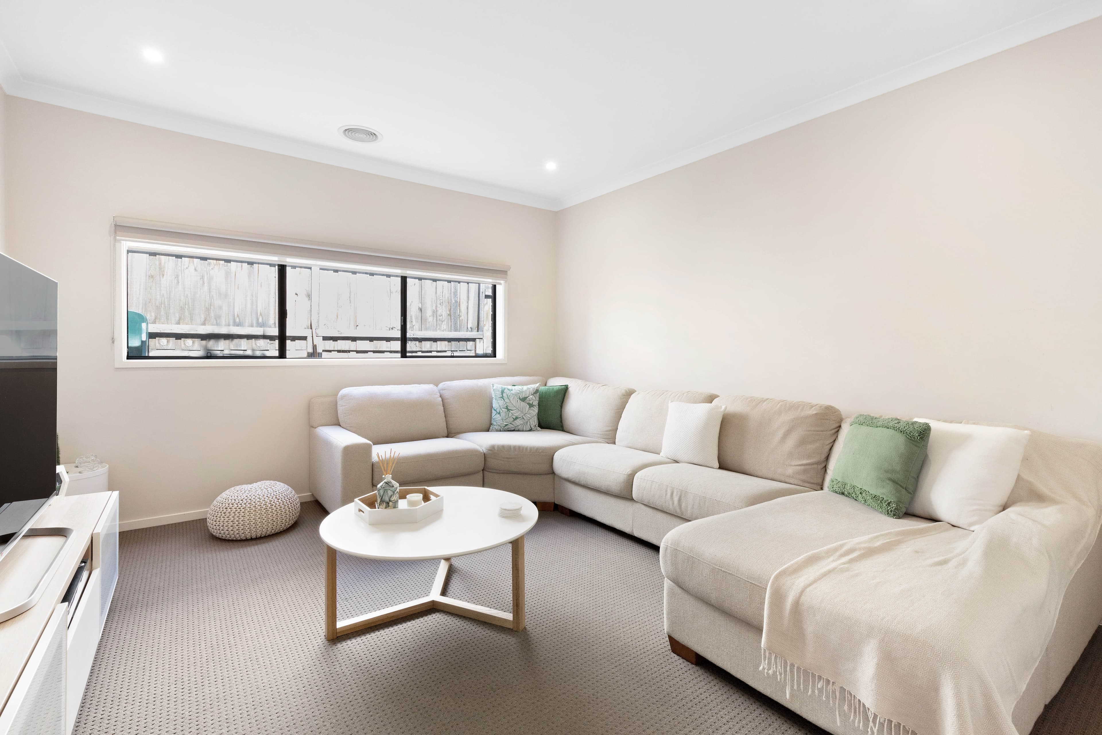 28 Budburst Drive, Sunbury VIC 3429, Sunbury - Thumbnail 2