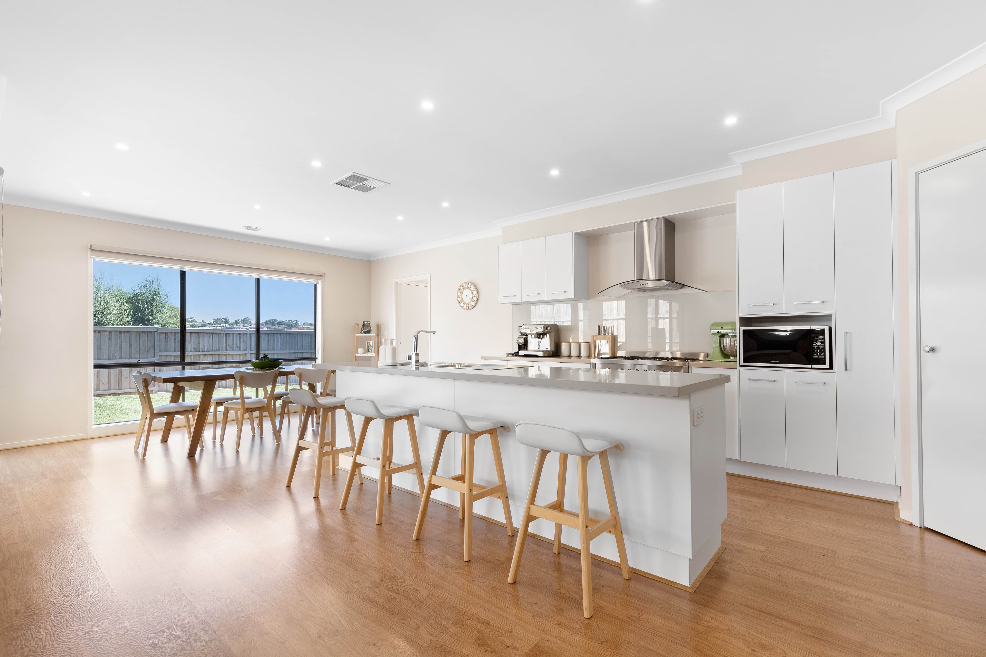 28 Budburst Drive, Sunbury VIC 3429, Sunbury - Thumbnail 4