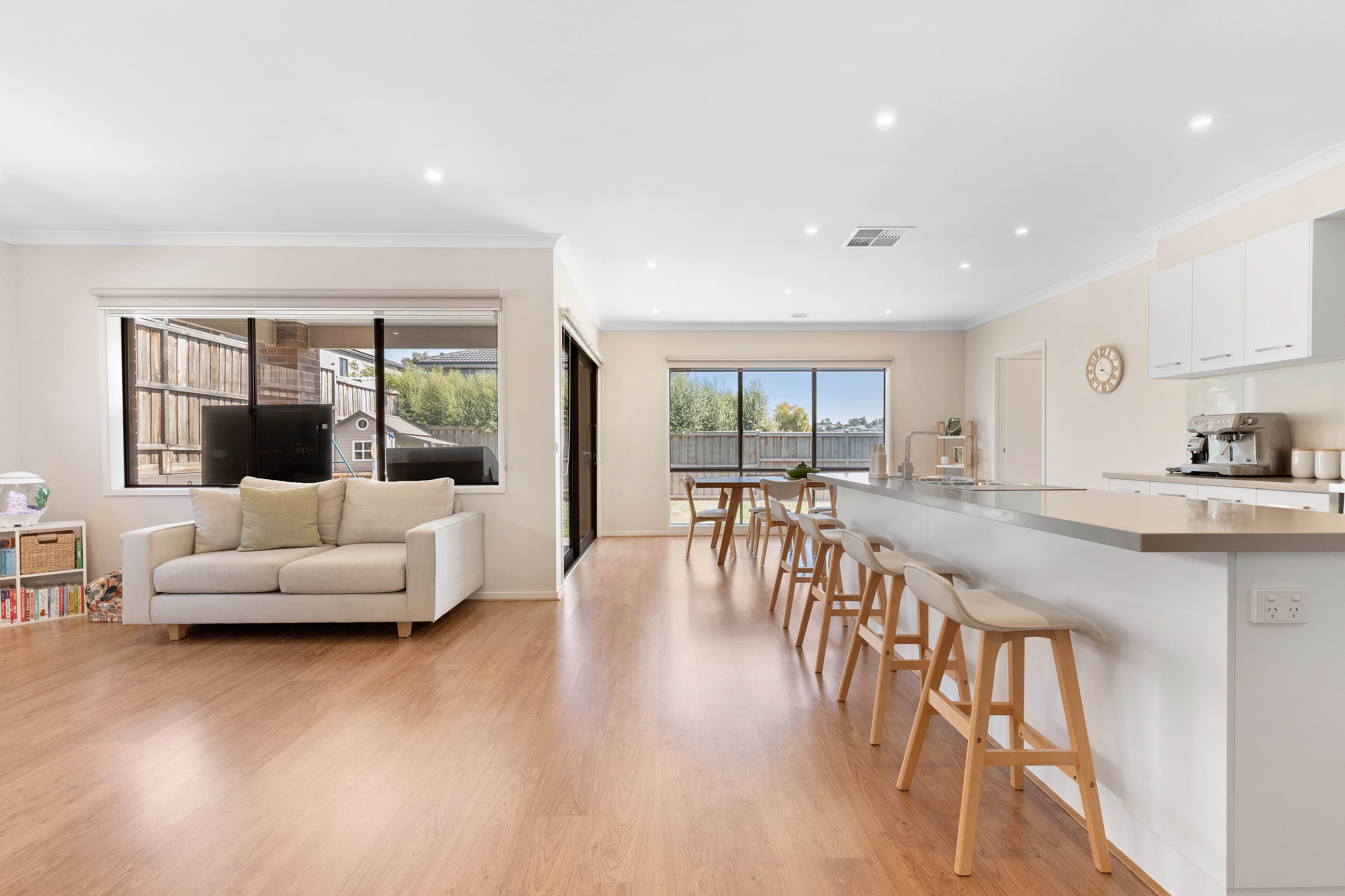 28 Budburst Drive, Sunbury VIC 3429, Sunbury - Thumbnail 6