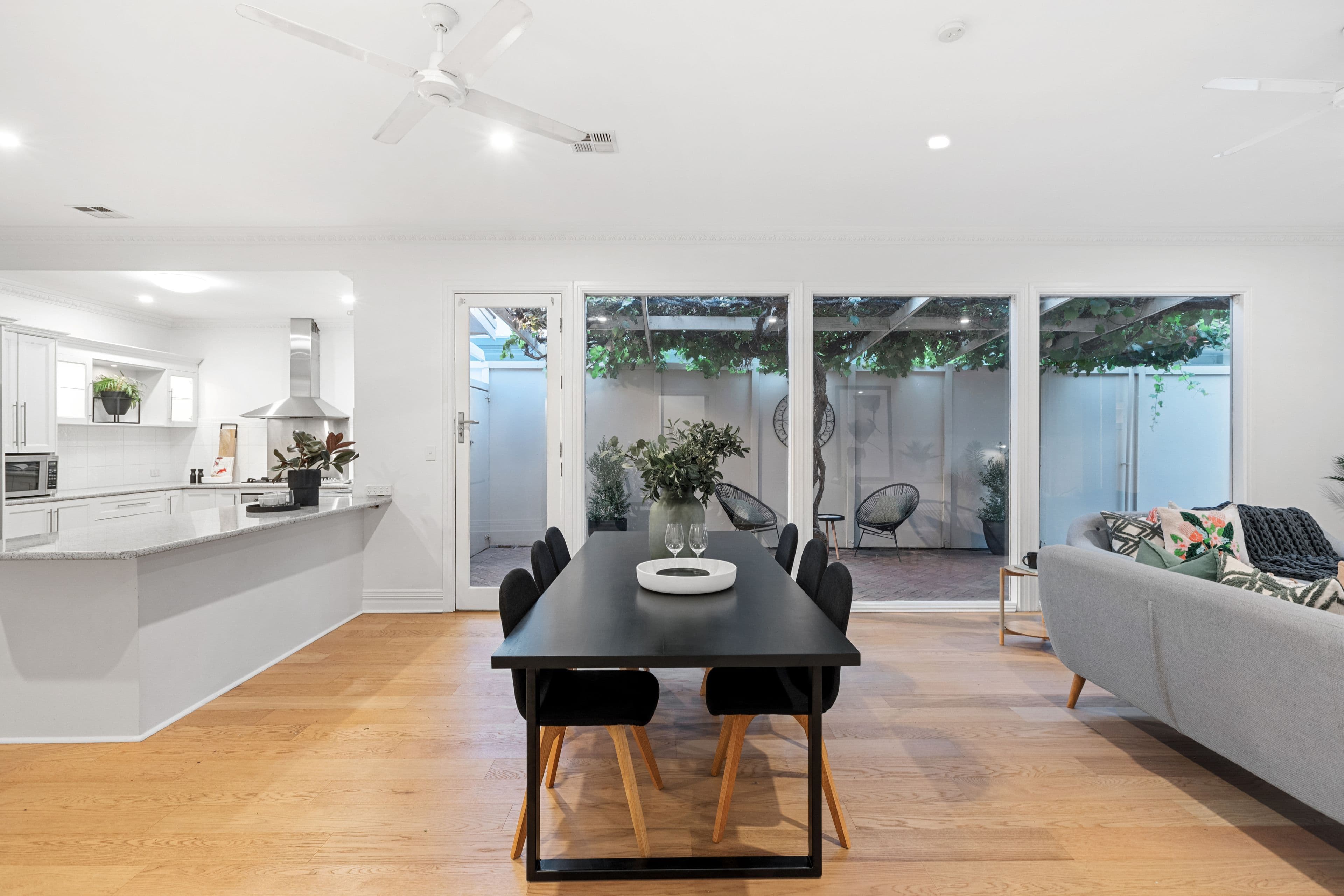 138 East Terrace, Henley Beach SA 5022, Henley Beach - Thumbnail 6