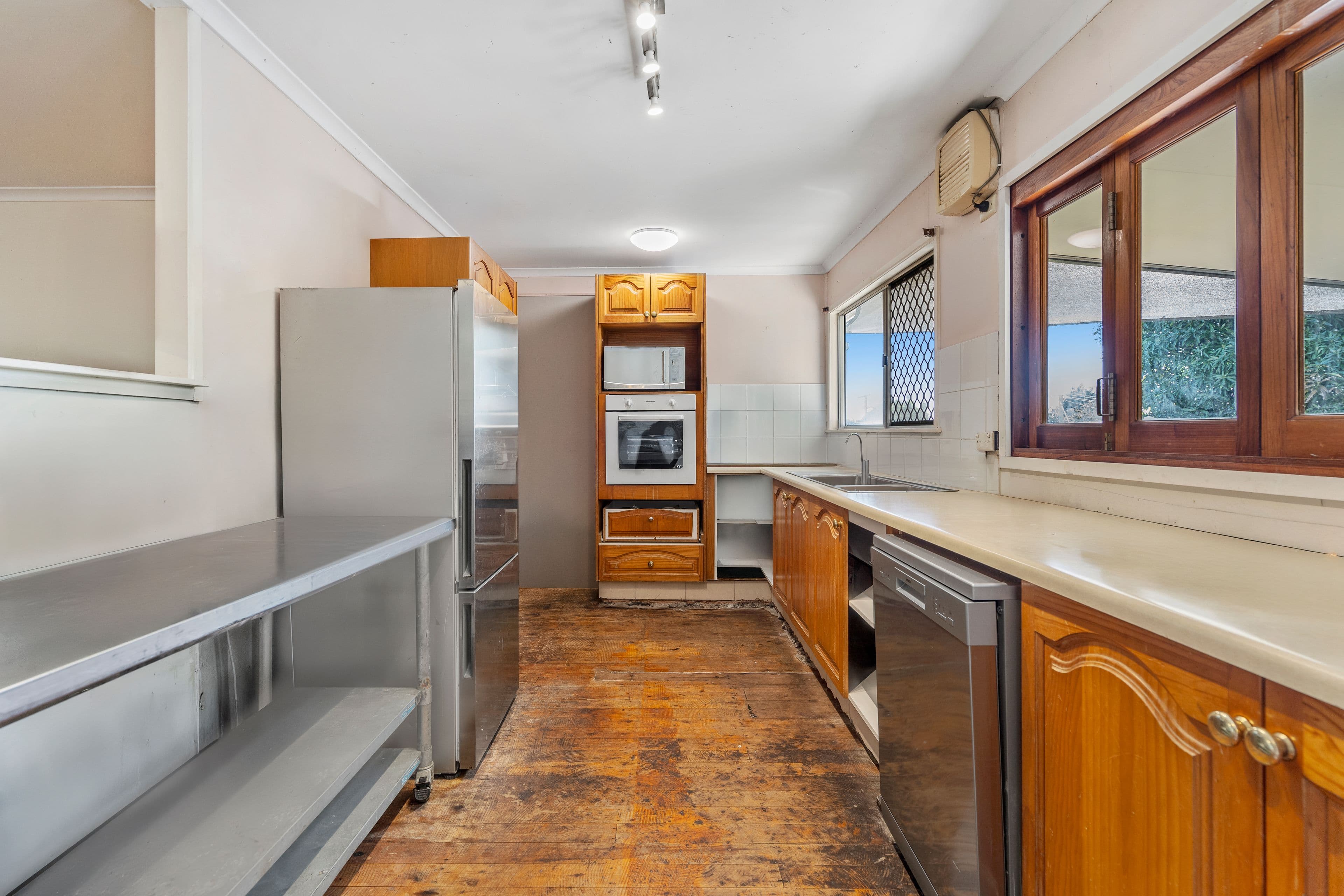17 Jimmieson Avenue, Labrador QLD 4215, Labrador - Thumbnail 7