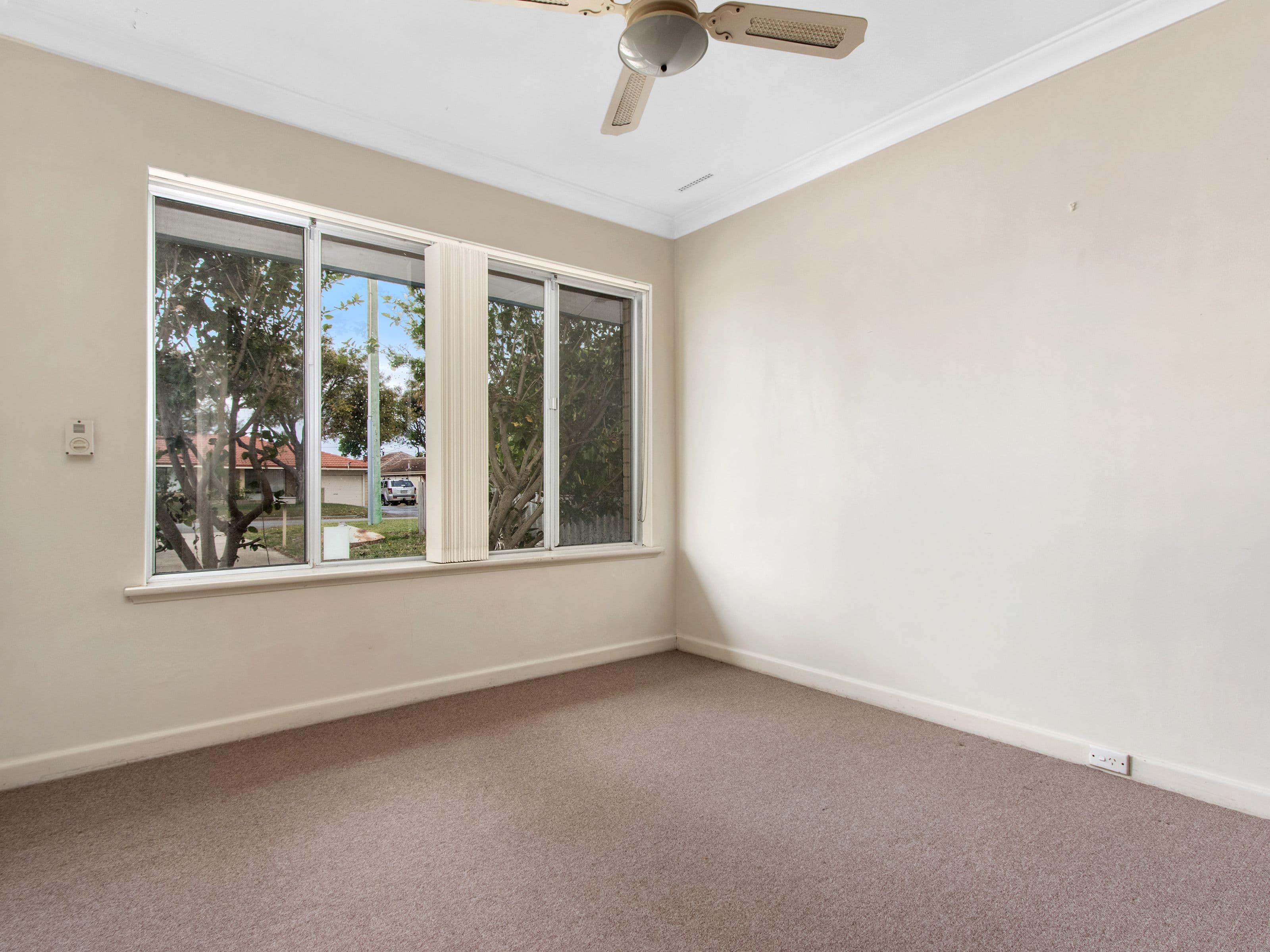 30 Wavelea Street, Safety Bay WA 6169, Safety Bay - Thumbnail 7