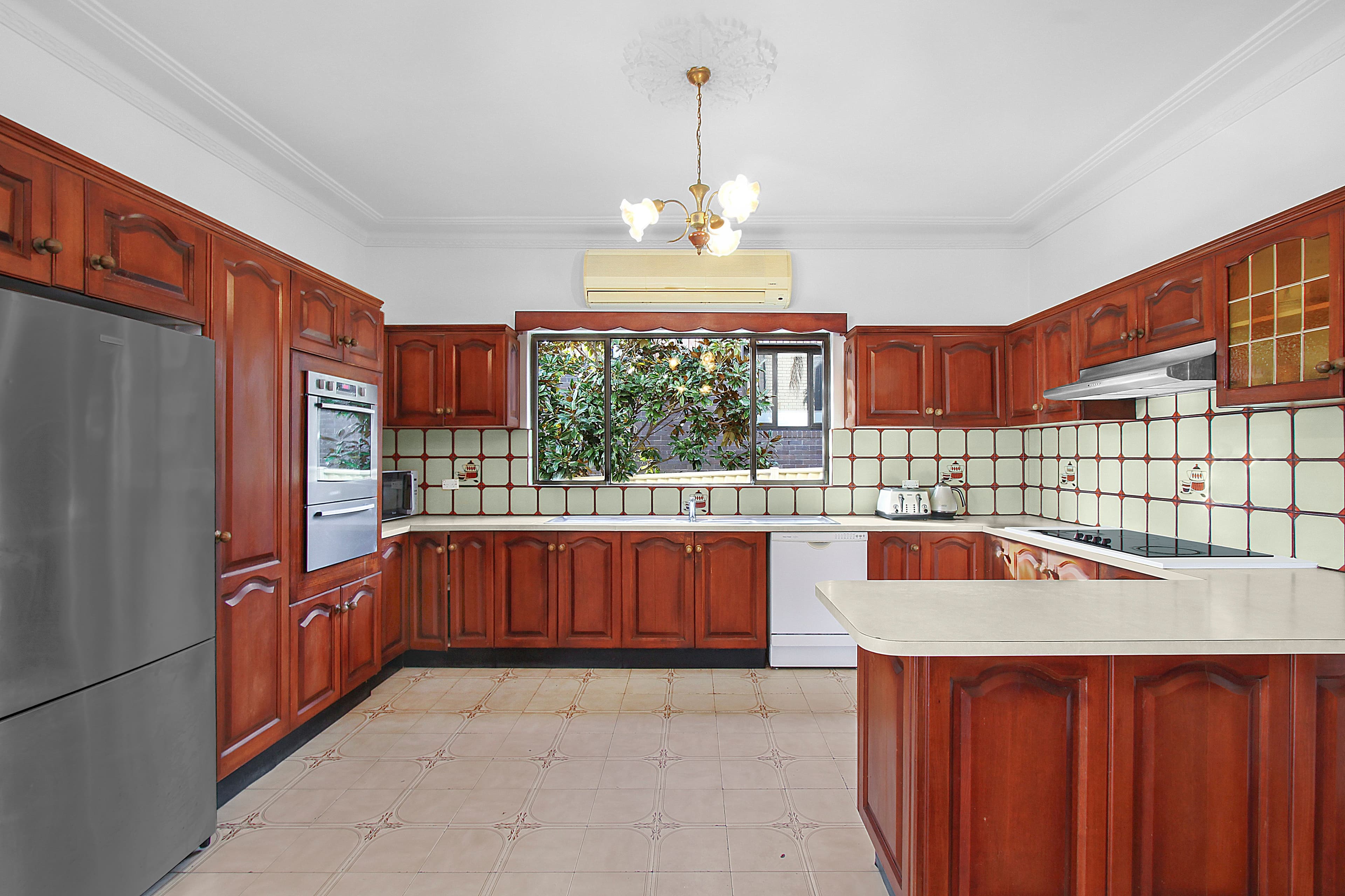 5 Gretchen Avenue, Earlwood - Thumbnail 3