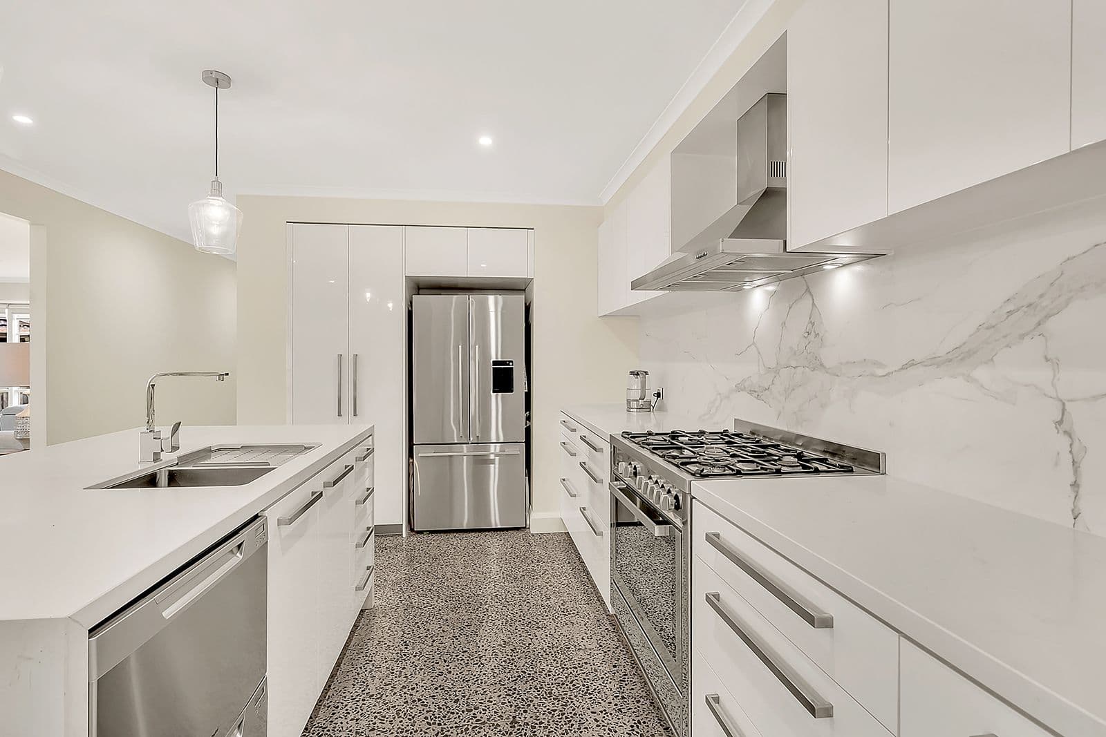 5 Clacton Court, Craigieburn VIC 3064, Craigieburn - Thumbnail 5