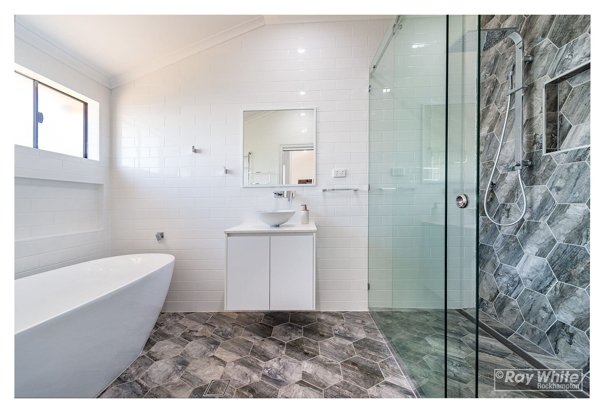 24 Wilkinson Street, Wandal QLD 4700, Wandal - Thumbnail 7