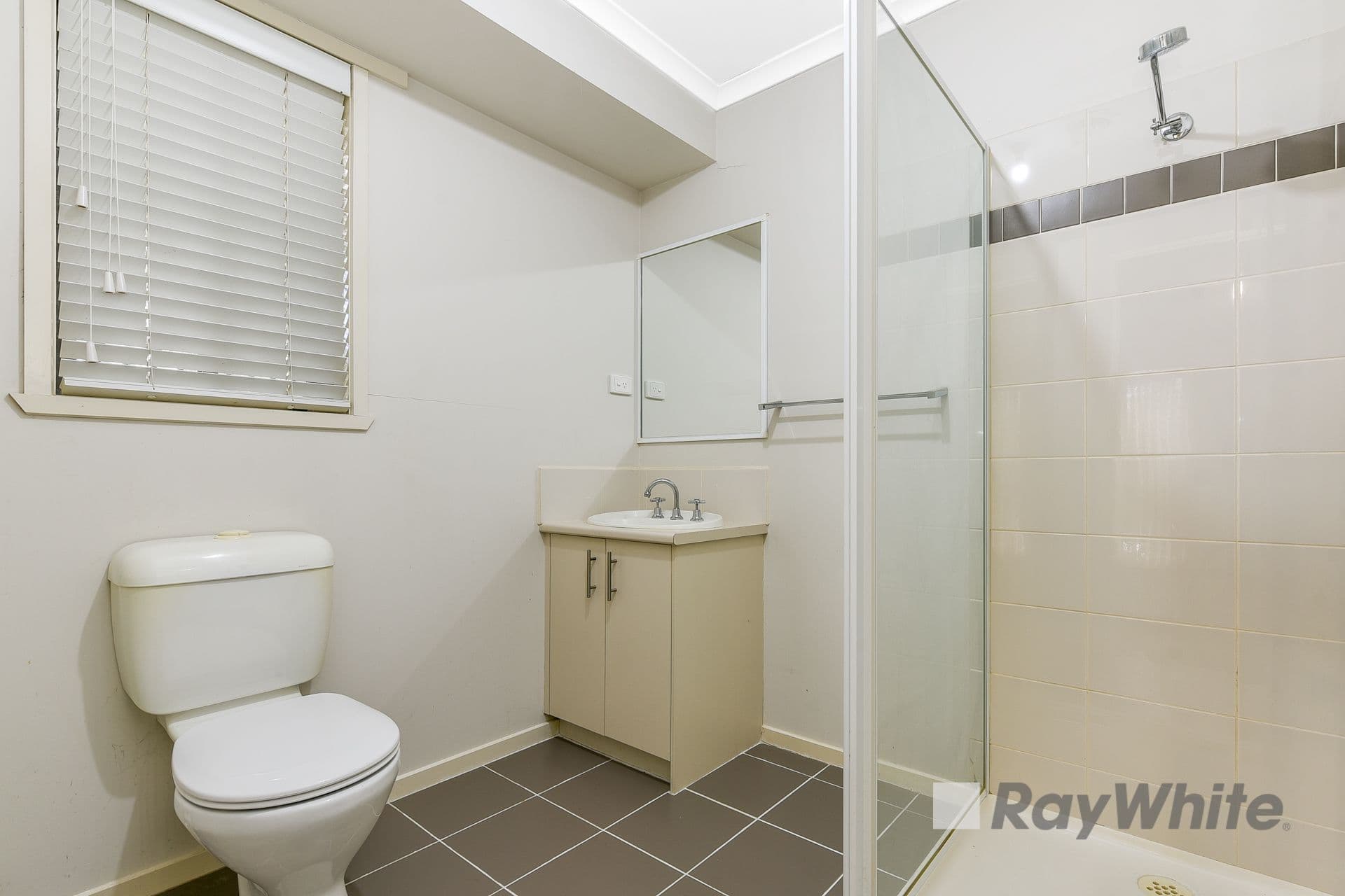 3 Ned Street, Cranbourne East VIC 3977, Cranbourne East - Thumbnail 8