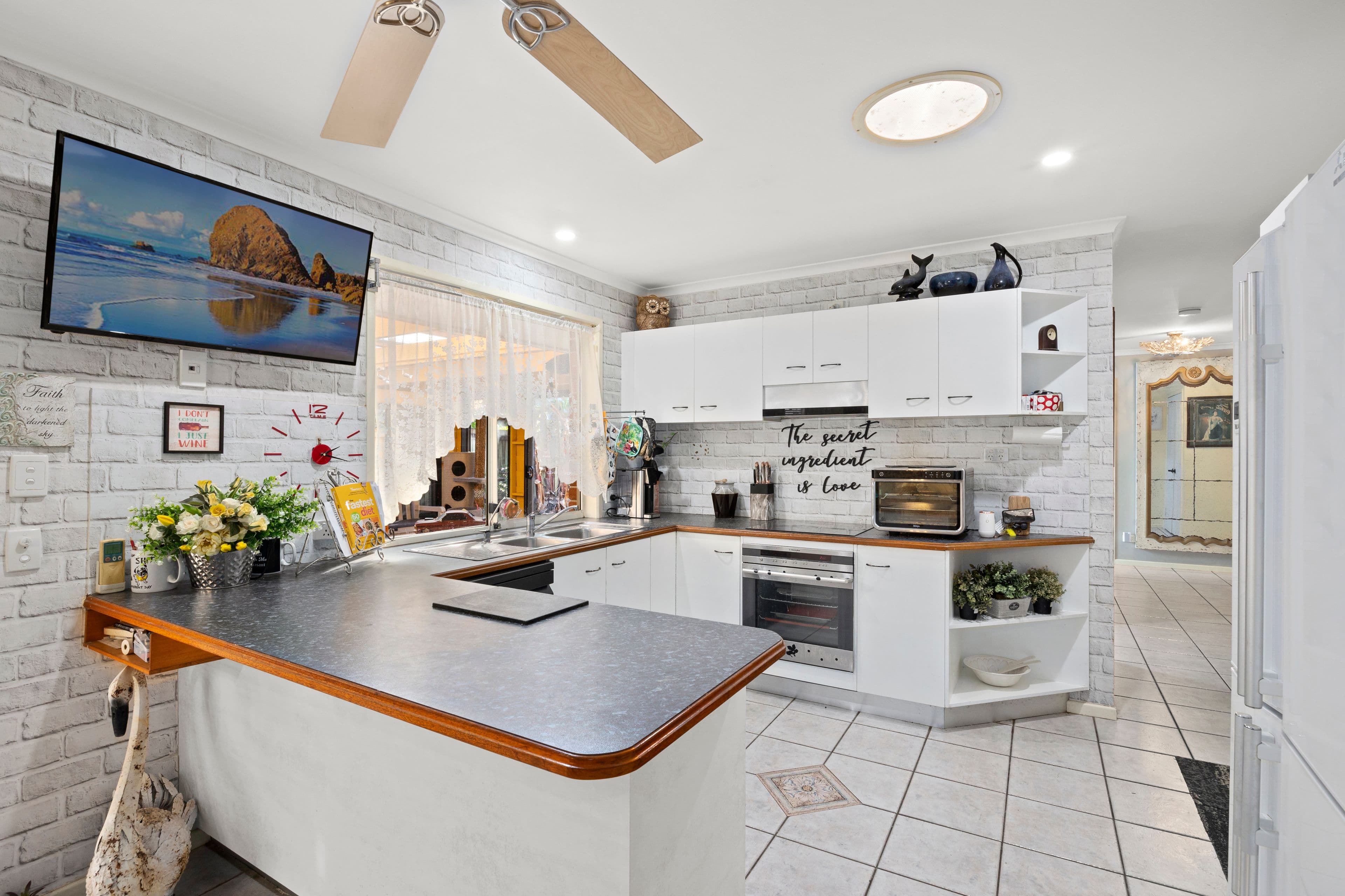 27 Lefoes Road, Bli Bli QLD 4560, Bli Bli - Thumbnail 5