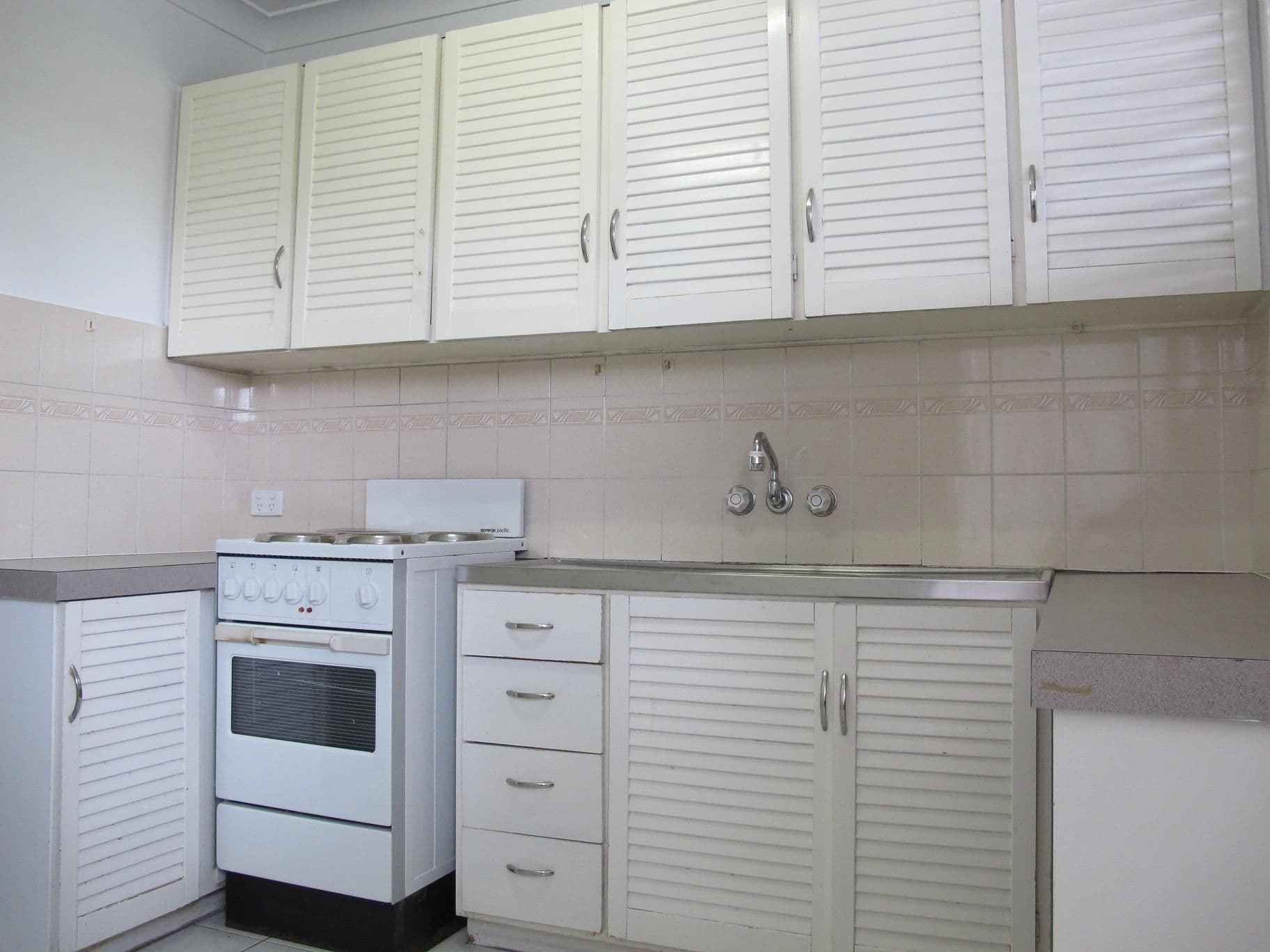 9 Bedser Street, MACGREGOR QLD 4109, Macgregor - Thumbnail 2