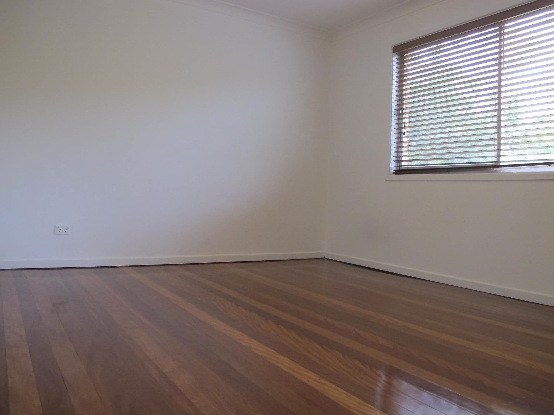 9 Bedser Street, MACGREGOR QLD 4109, Macgregor - Thumbnail 4