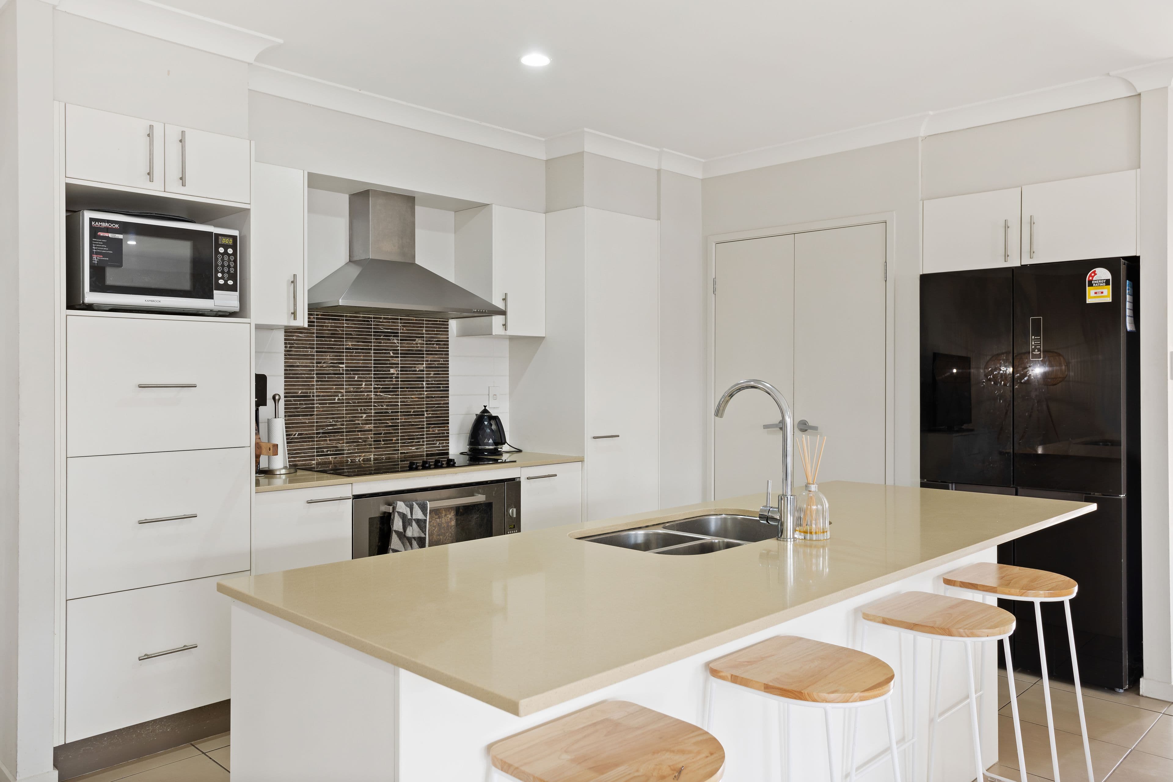 62 Picnic Creek Drive, Coomera QLD 4209, Coomera - Thumbnail 2