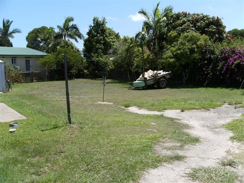 7  Trisha Court, SCARNESS QLD 4655, Scarness - Thumbnail 2