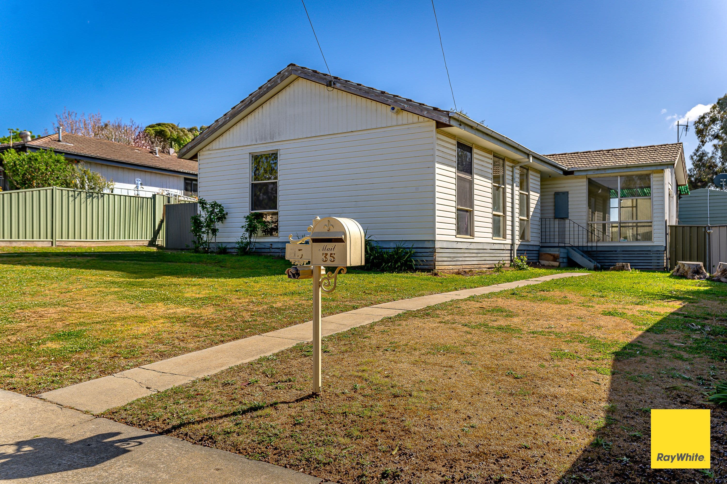 35 Truscott Avenue, California Gully VIC 3556, California Gully - Image 1