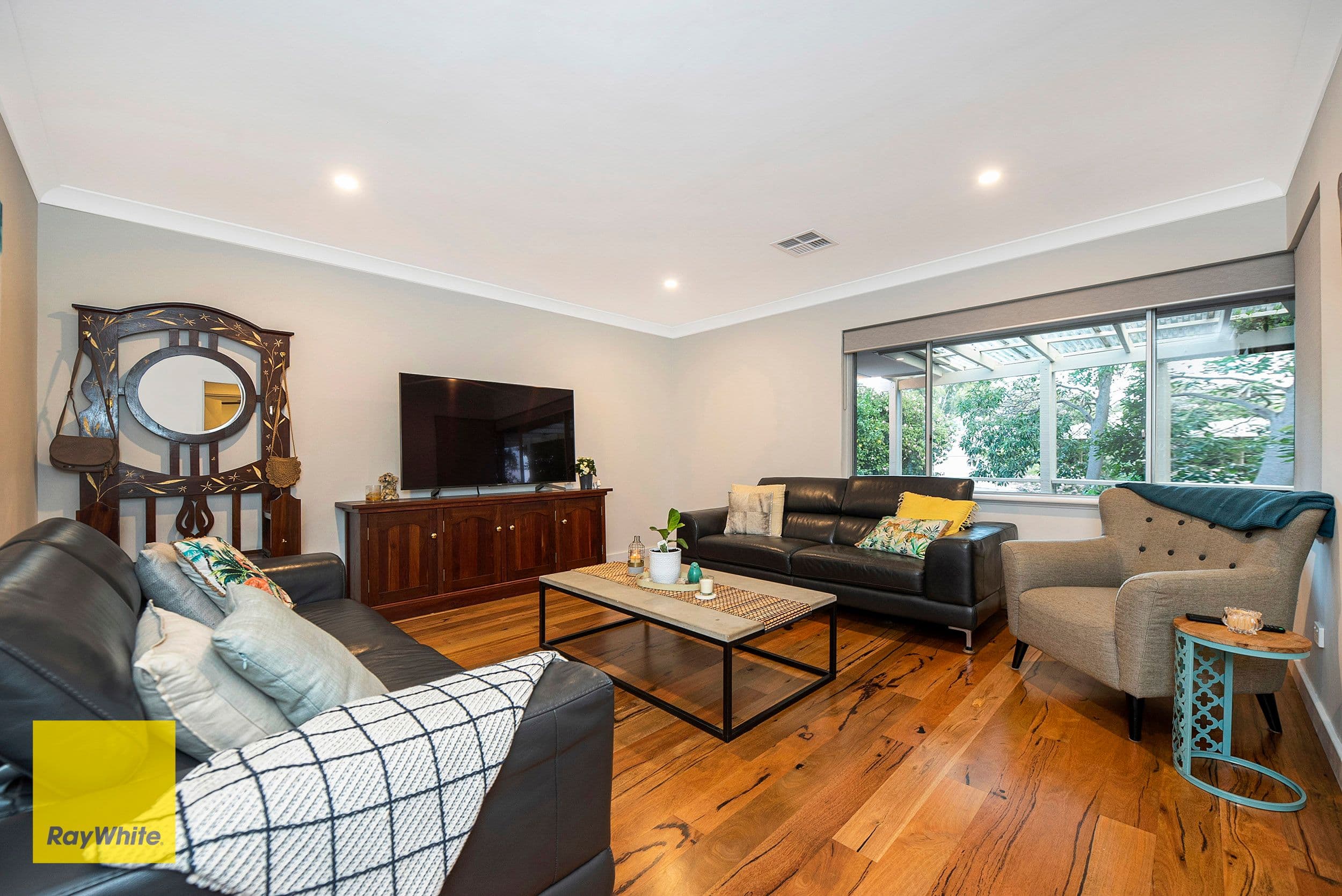 52 Temby Avenue, Kalamunda WA 6076, Kalamunda - Thumbnail 7