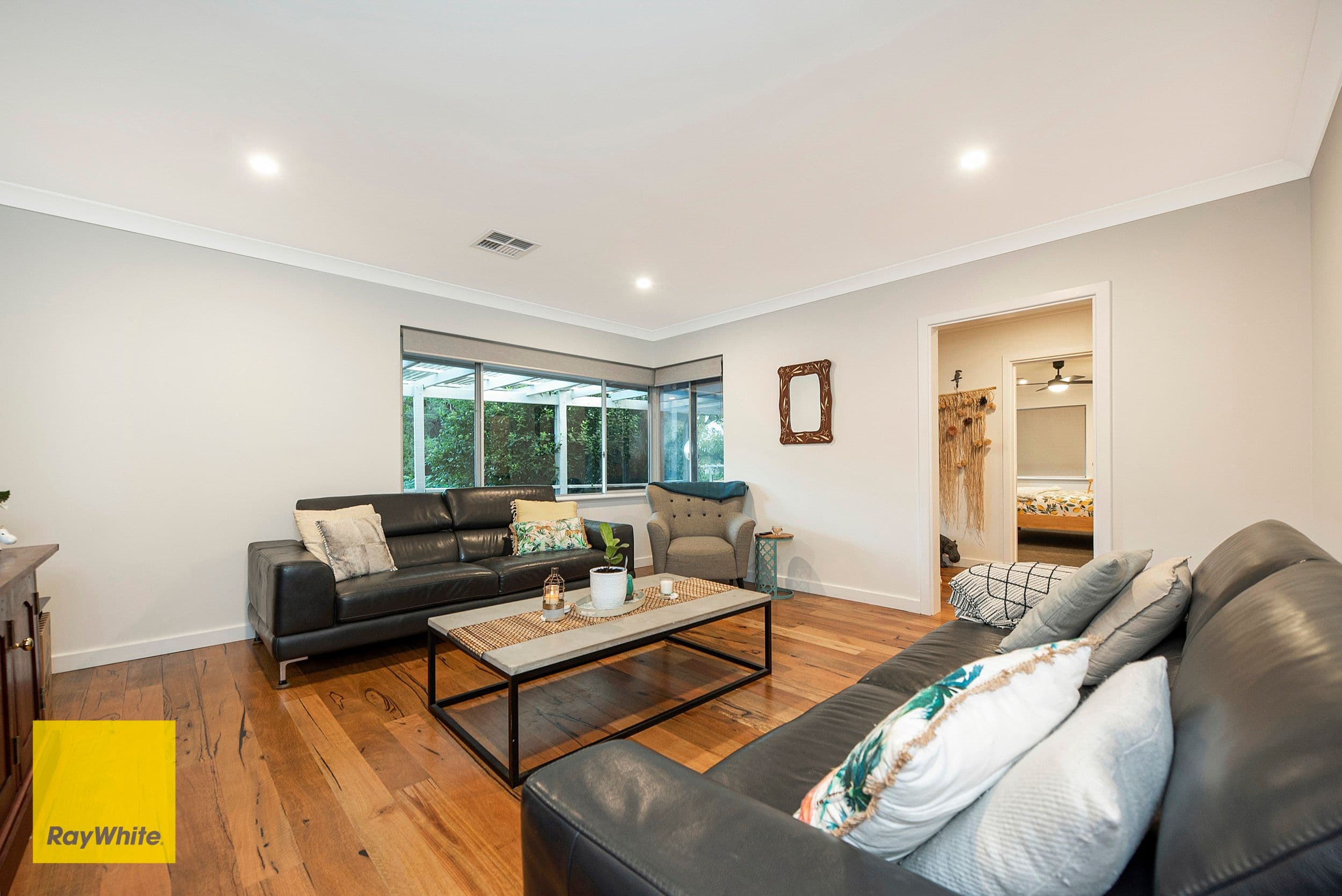 52 Temby Avenue, Kalamunda WA 6076, Kalamunda - Thumbnail 8