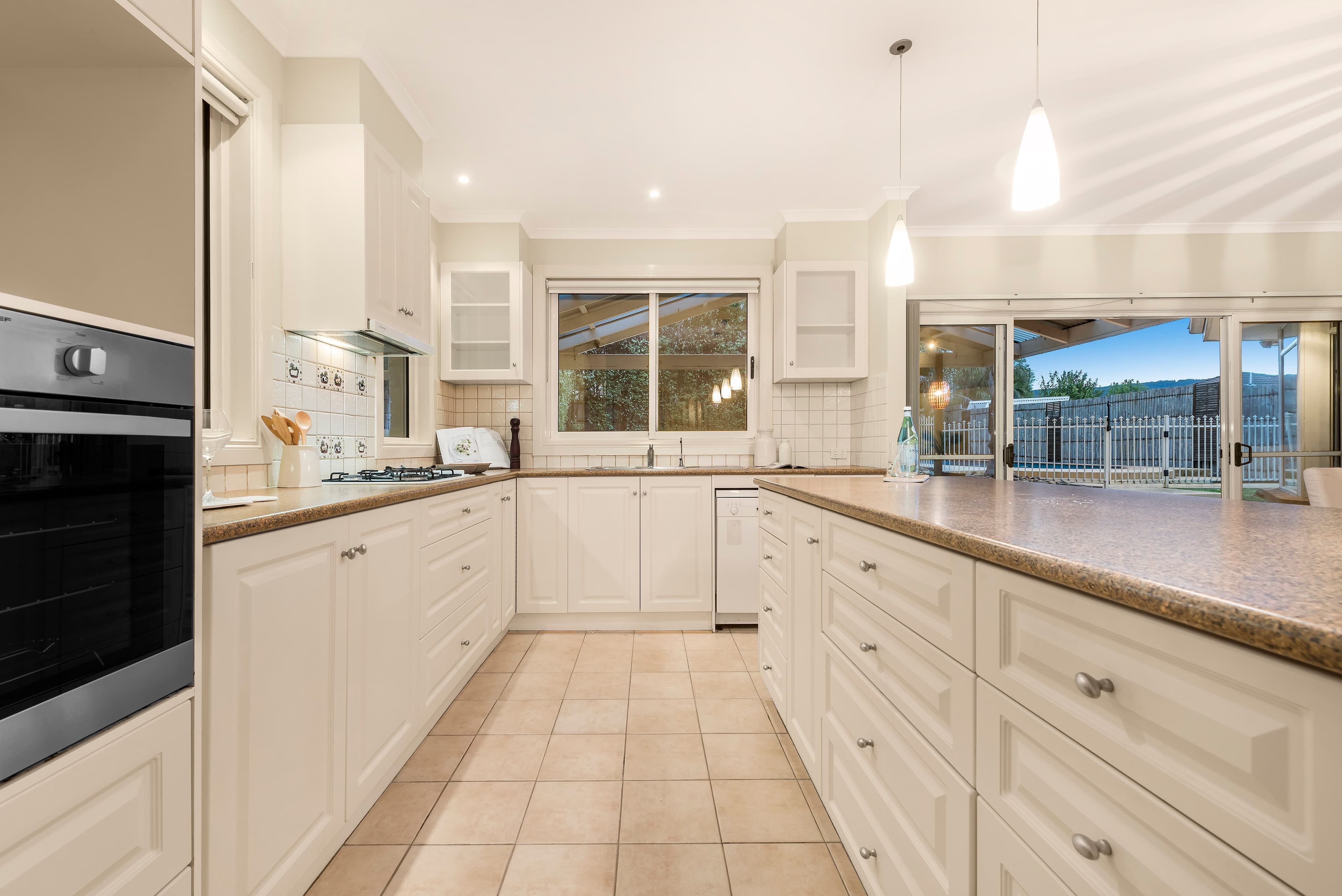 7 Rutherglen Court, Rowville VIC 3178, Rowville - Thumbnail 3