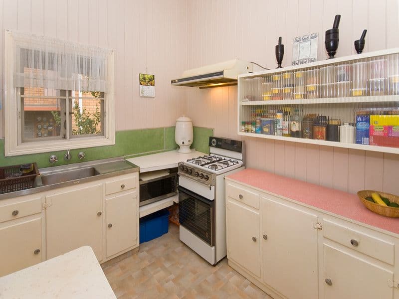 30 Main Avenue, WILSTON QLD 4051, Wilston - Thumbnail 4