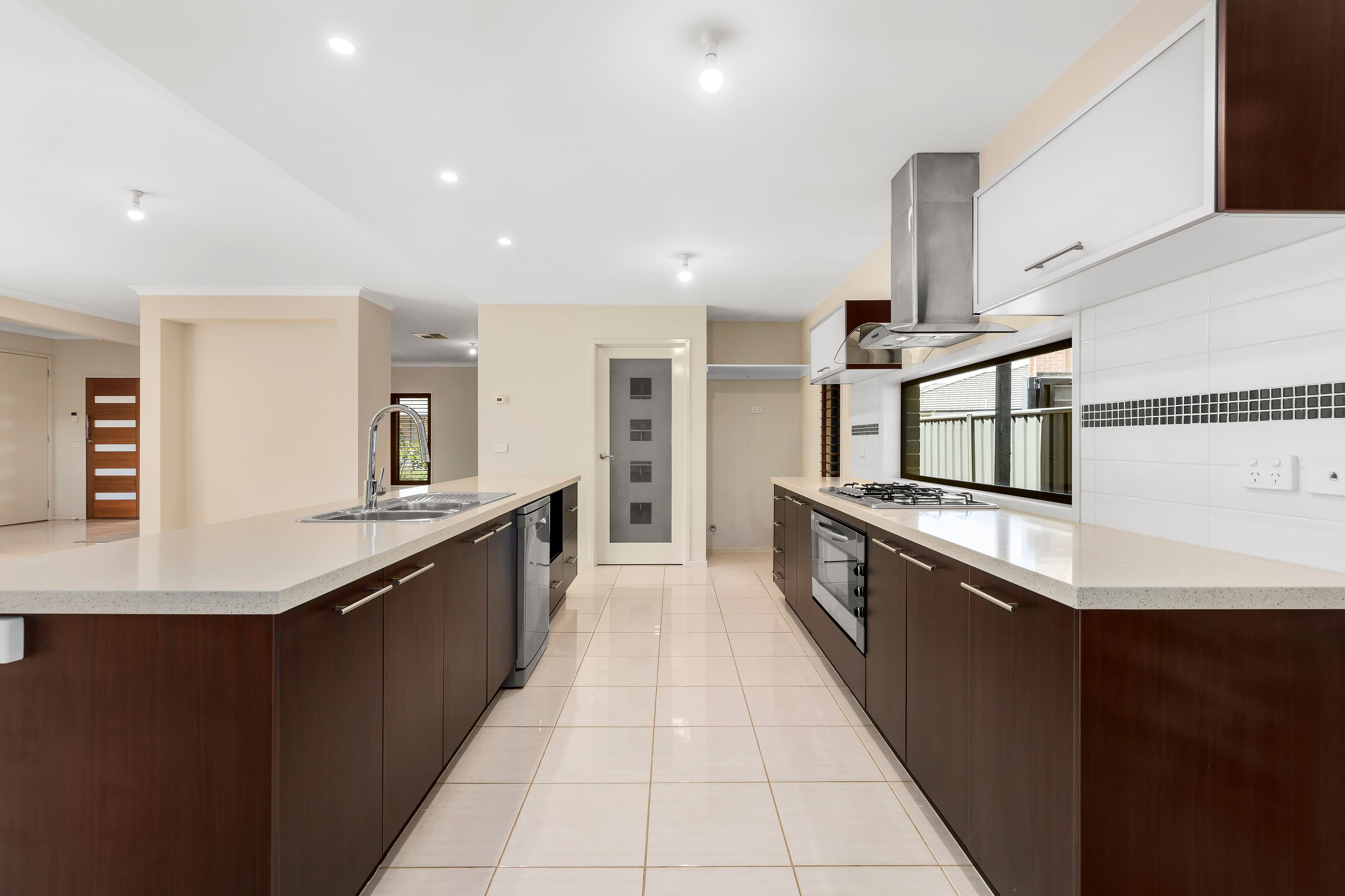 9 Jupiter Avenue, Mernda VIC 3754, Mernda - Thumbnail 2