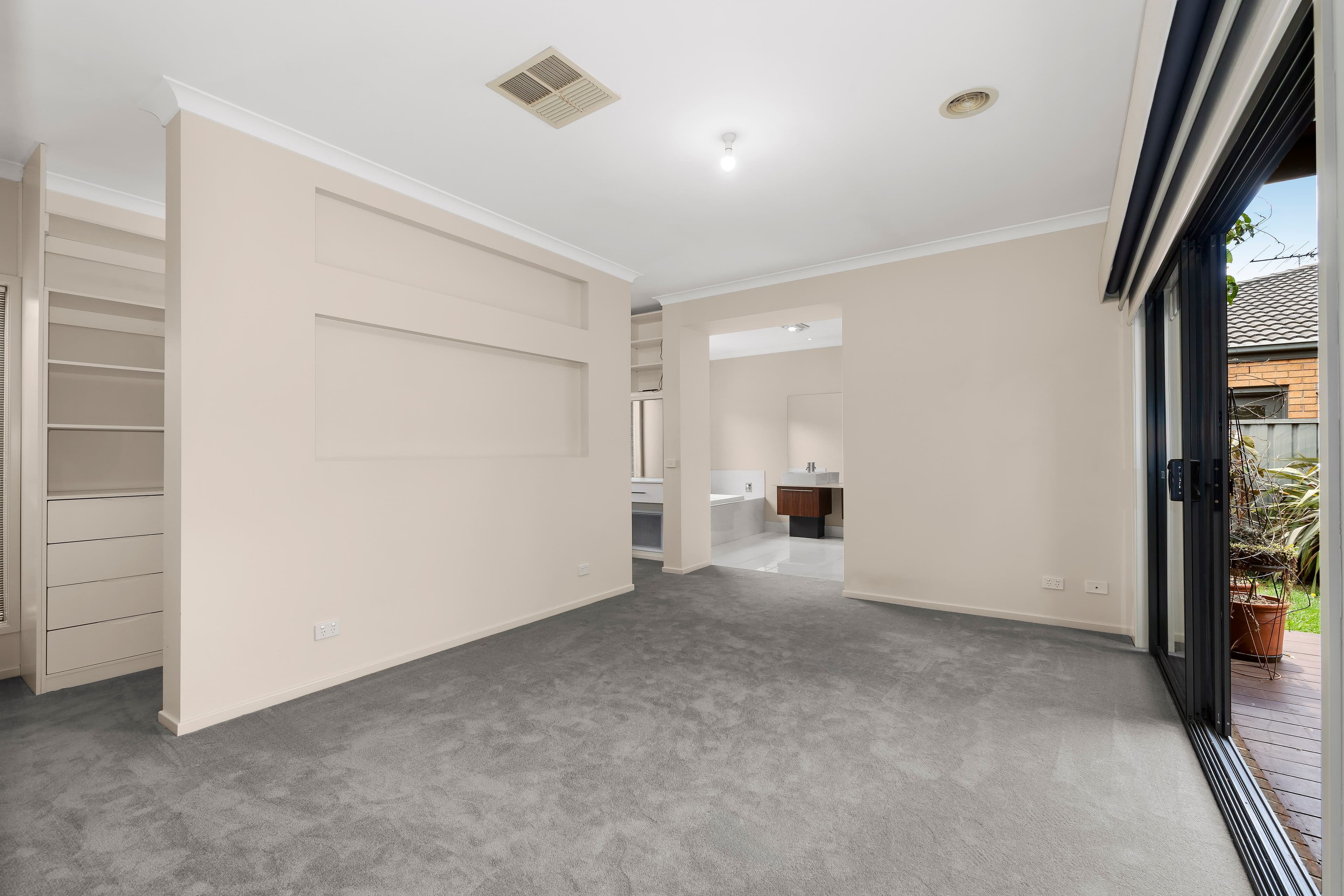 9 Jupiter Avenue, Mernda VIC 3754, Mernda - Thumbnail 4