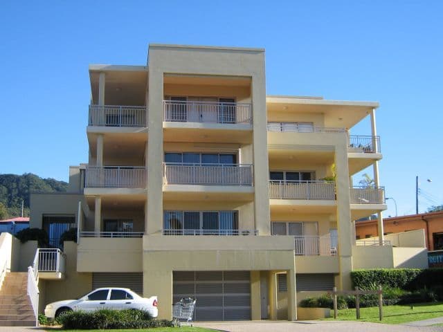 377 Princes Highway, WOONONA NSW 2517, Woonona - Image 1