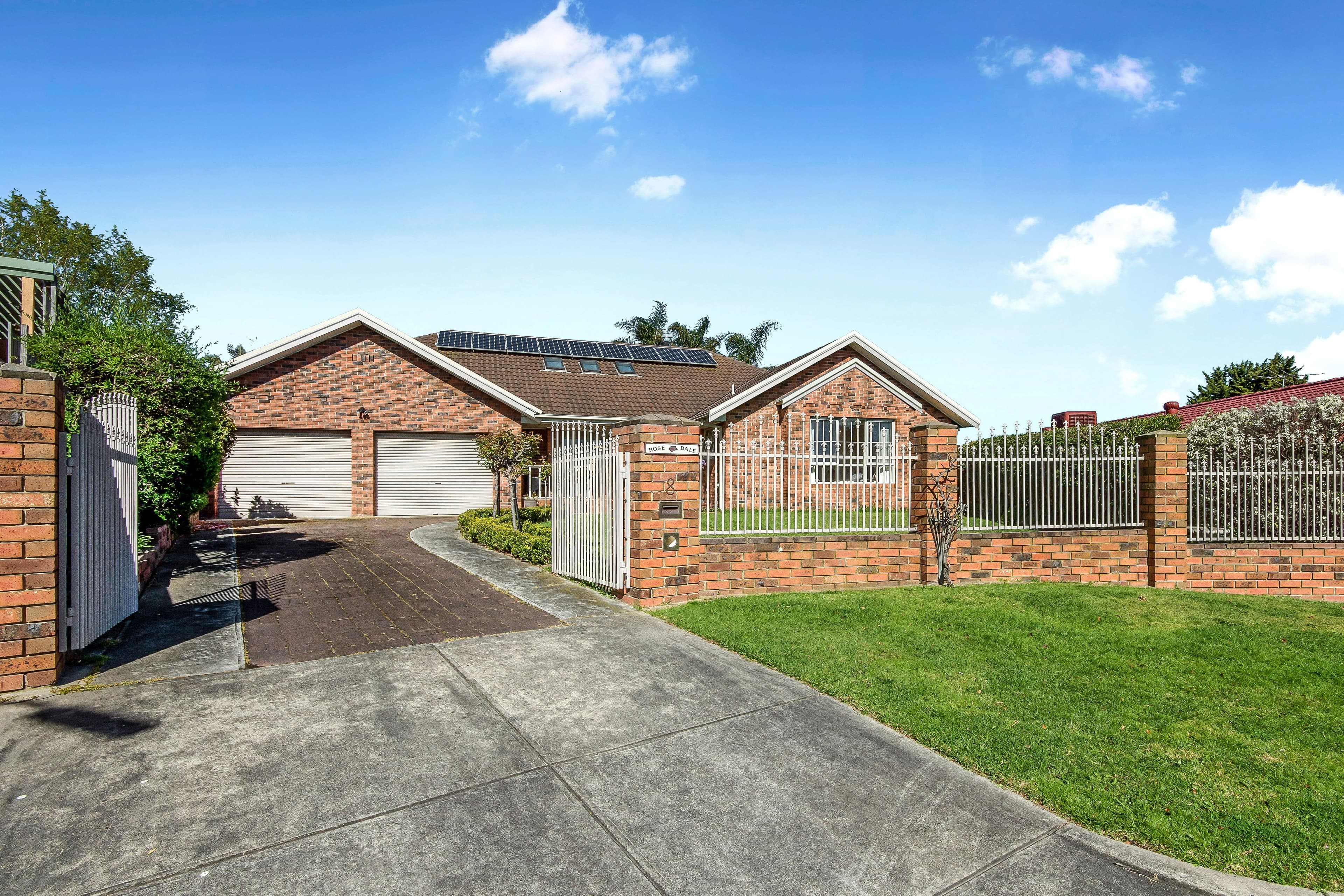 8 Helsal Court, Frankston VIC 3199, Frankston - Image 1
