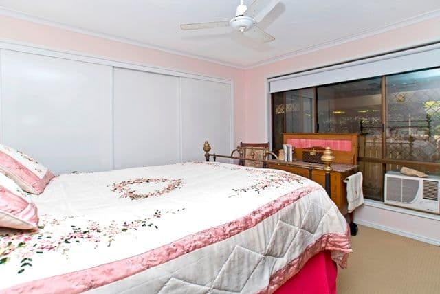 2 Lytham Court, HIGHLAND PARK QLD 4211, Highland Park - Thumbnail 6