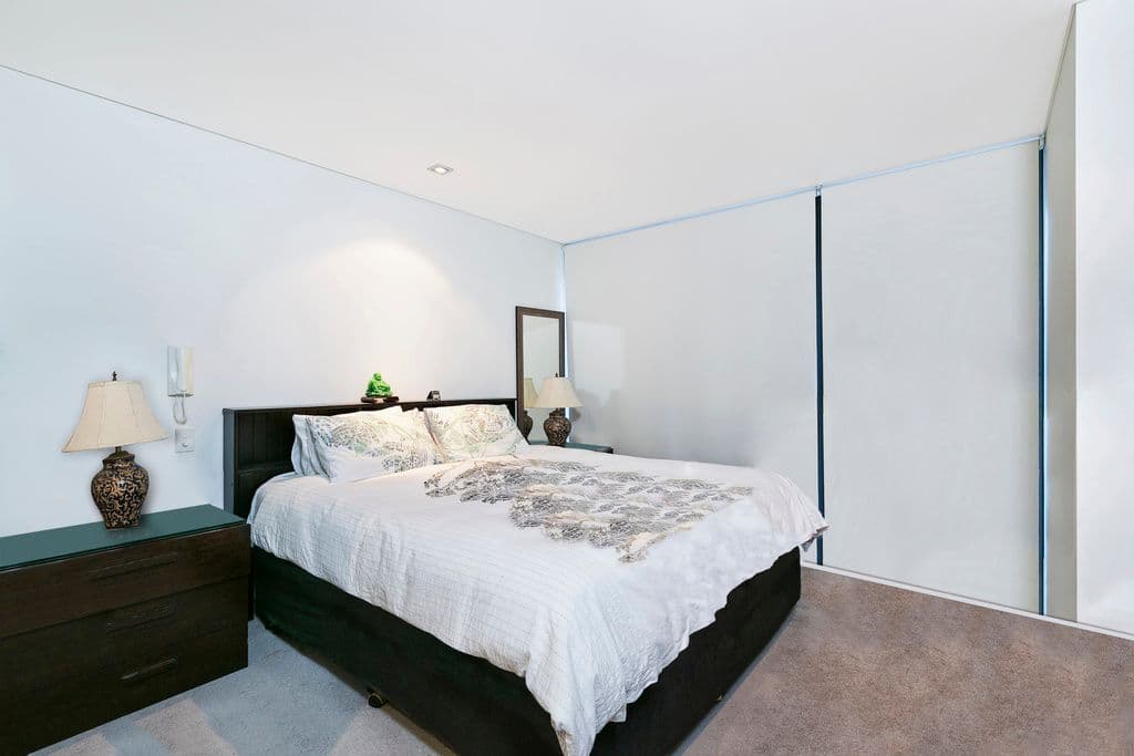  2-14 The Esplanade, BURLEIGH HEADS QLD 4220, Burleigh Heads - Thumbnail 5