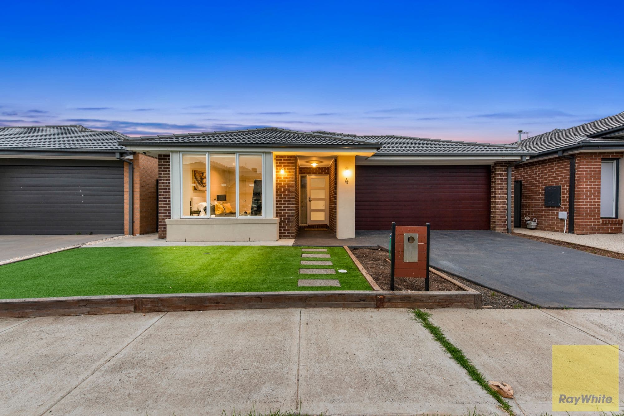 4 HILLCREST Parade, Tarneit VIC 3029, Tarneit - Image 1