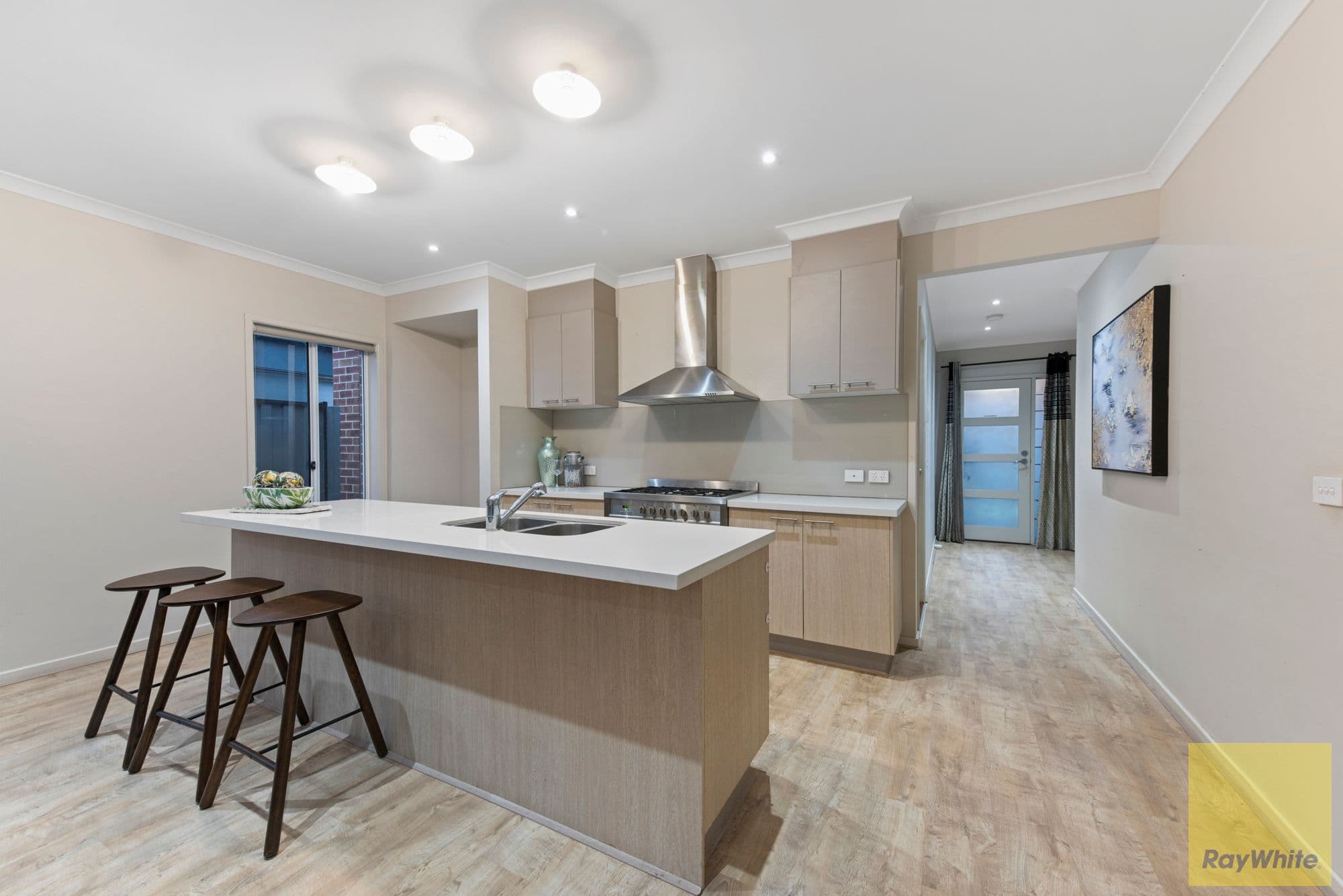 4 HILLCREST Parade, Tarneit VIC 3029, Tarneit - Thumbnail 6