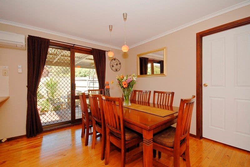 42 HARVEST Drive, CHIRNSIDE PARK VIC 3116, Chirnside Park - Thumbnail 4