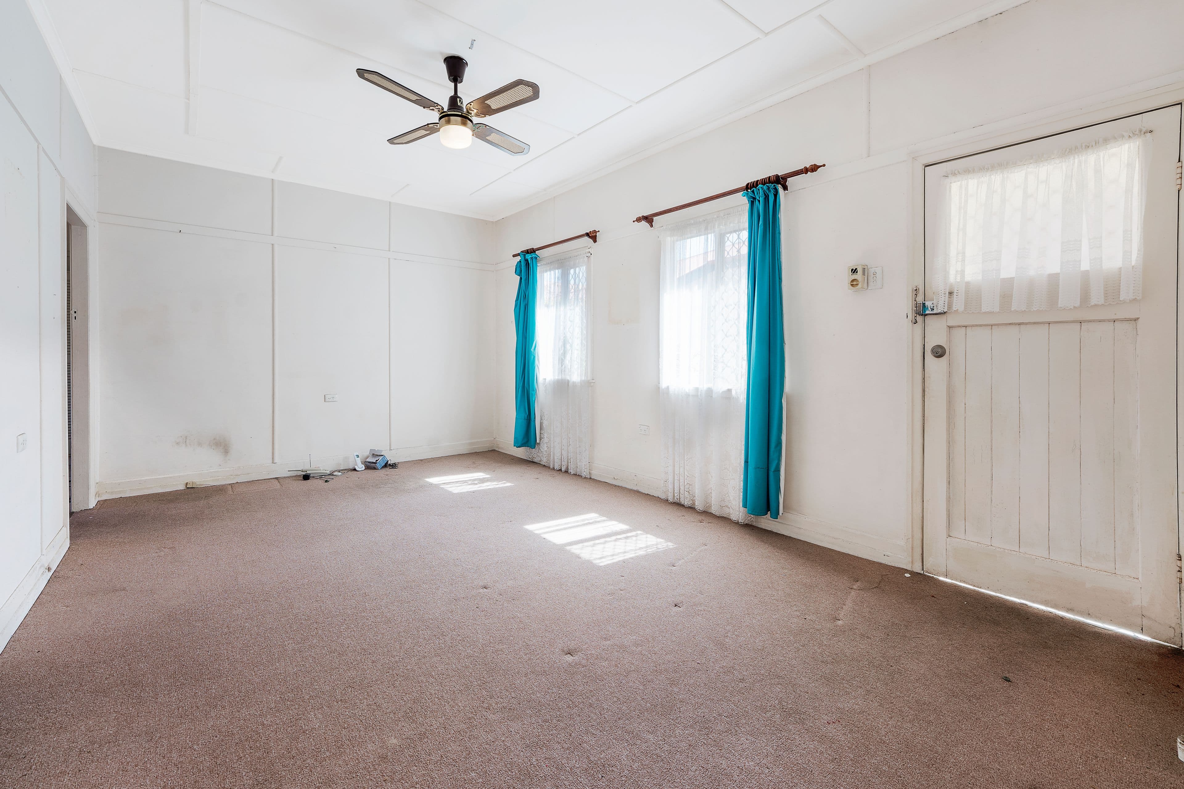 37 Tilley Street, Redcliffe QLD 4020, Redcliffe - Thumbnail 4
