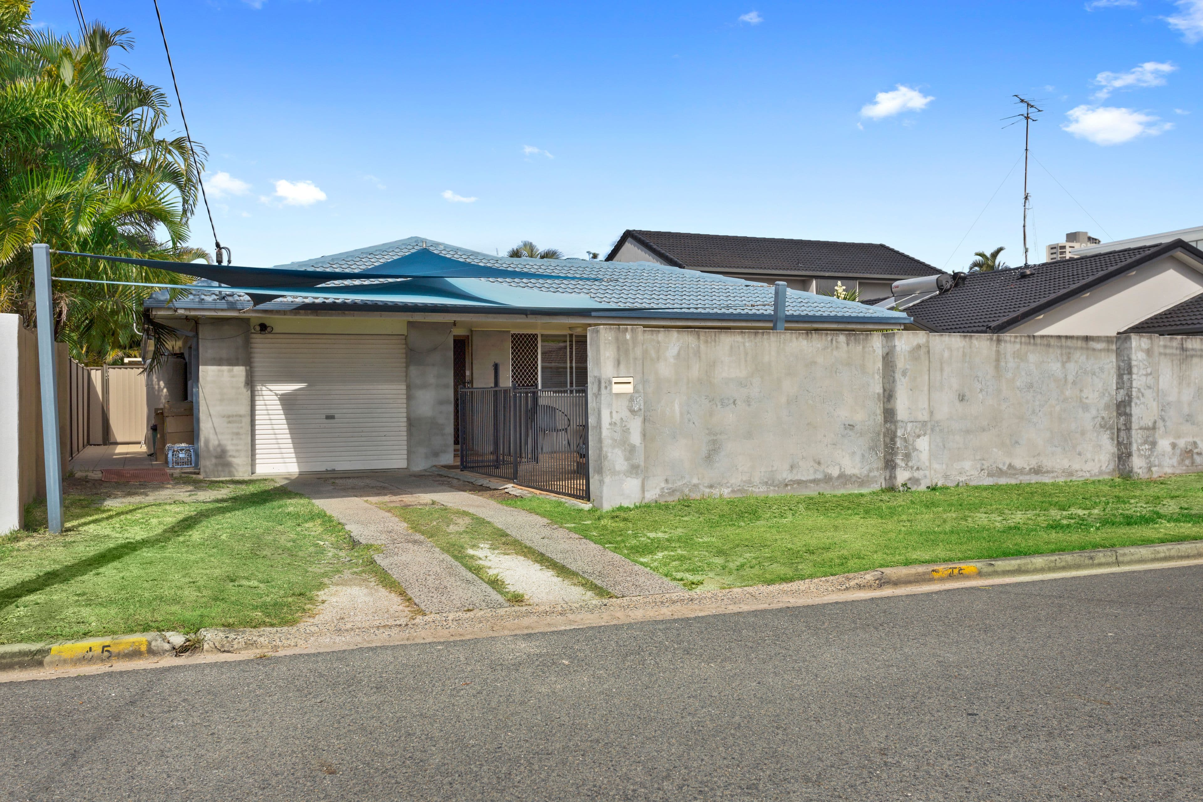 45 Aruma Avenue, Burleigh Waters QLD 4220, Burleigh Waters - Thumbnail 3