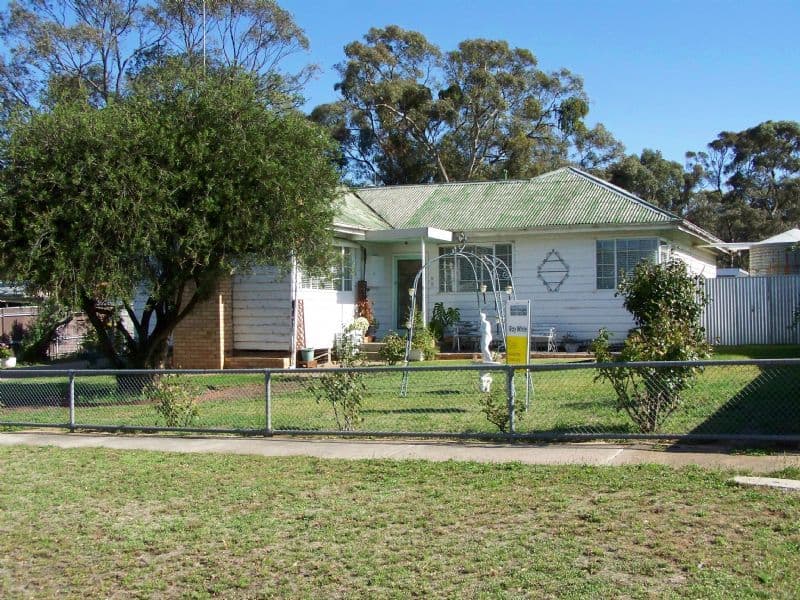 1 George Street, ST ARNAUD VIC 3478, St Arnaud - Thumbnail 5